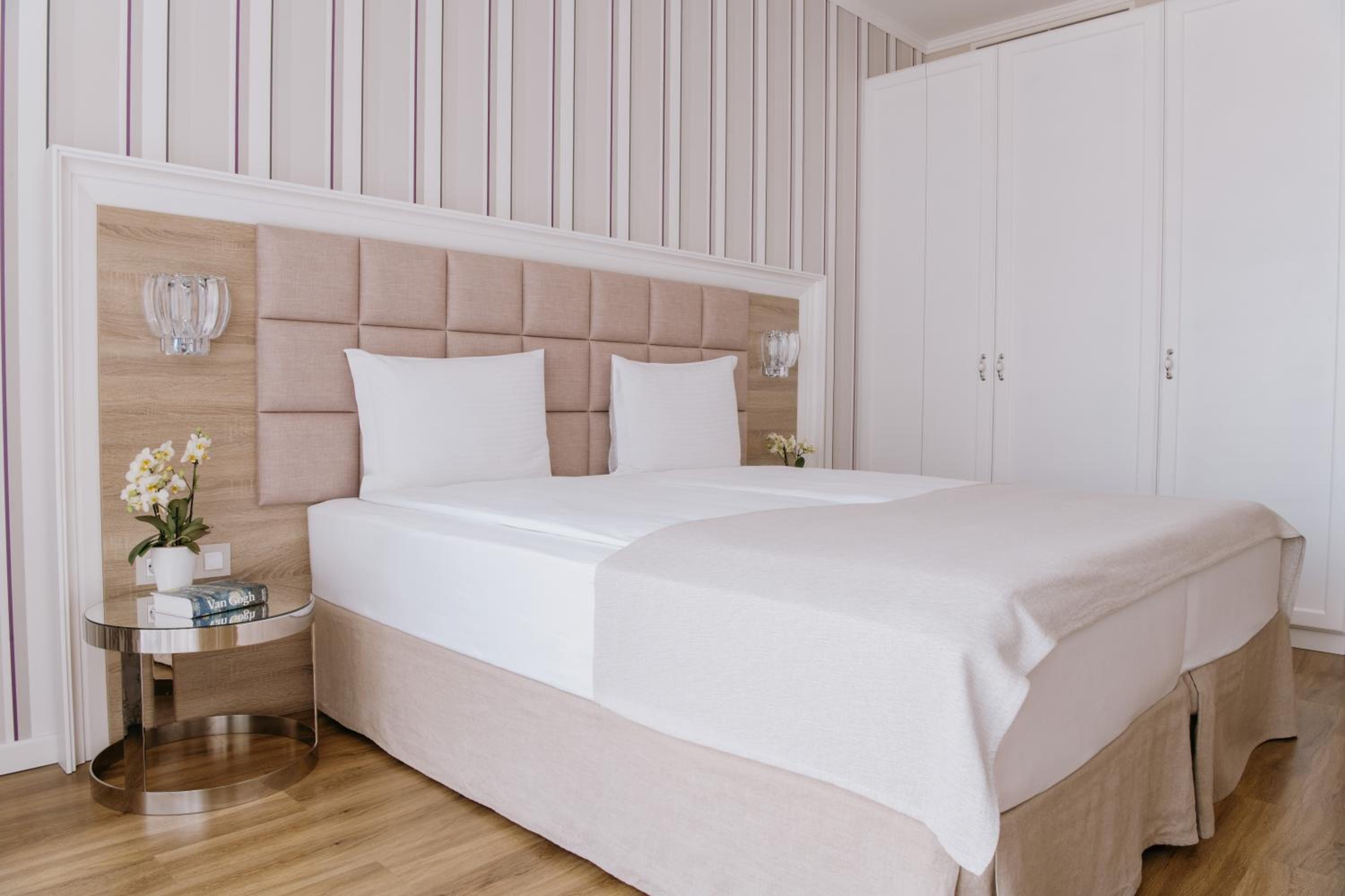 Deluxe Double or Twin Room - Photo 2