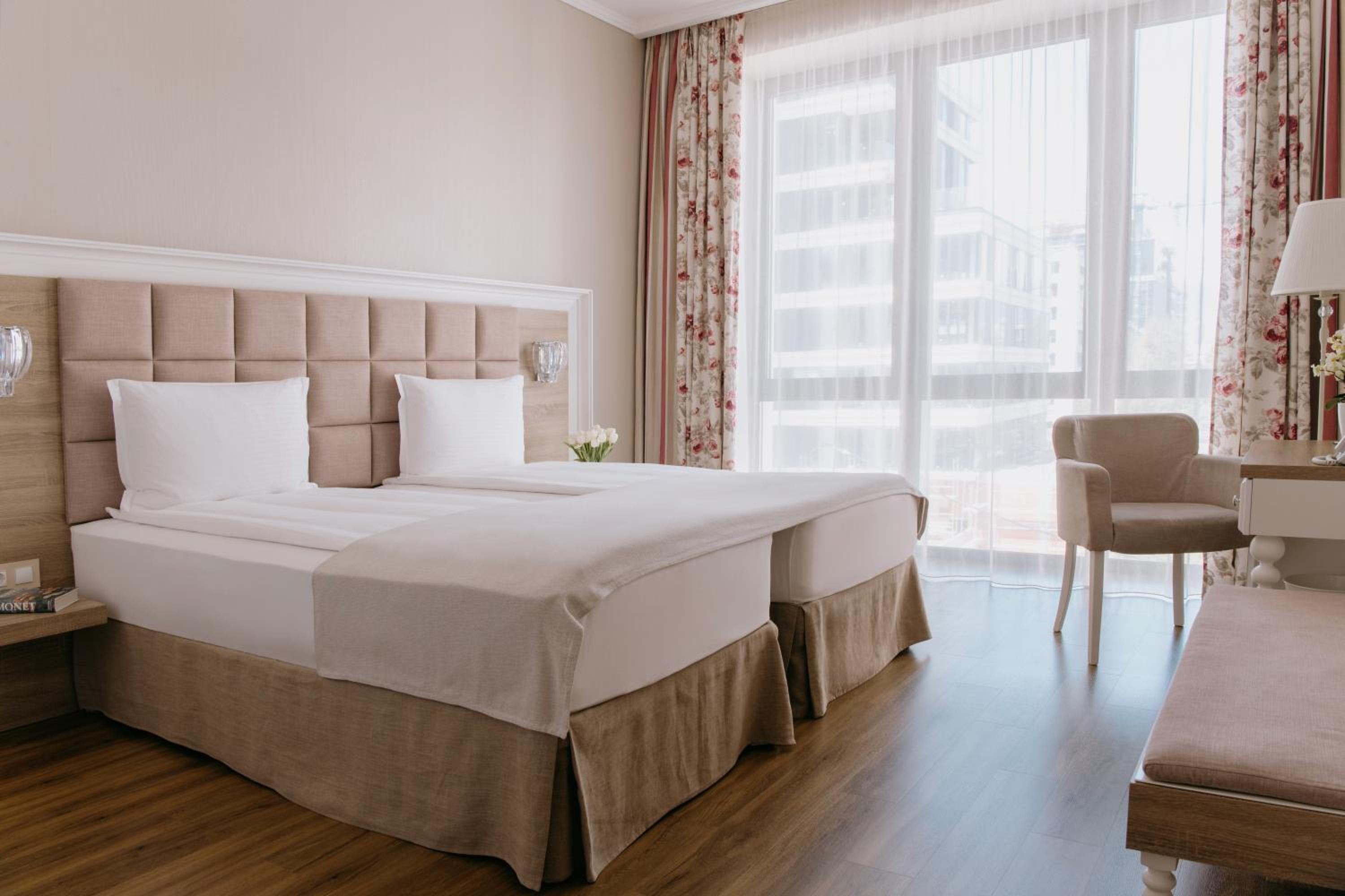 Deluxe Double or Twin Room - Photo 28