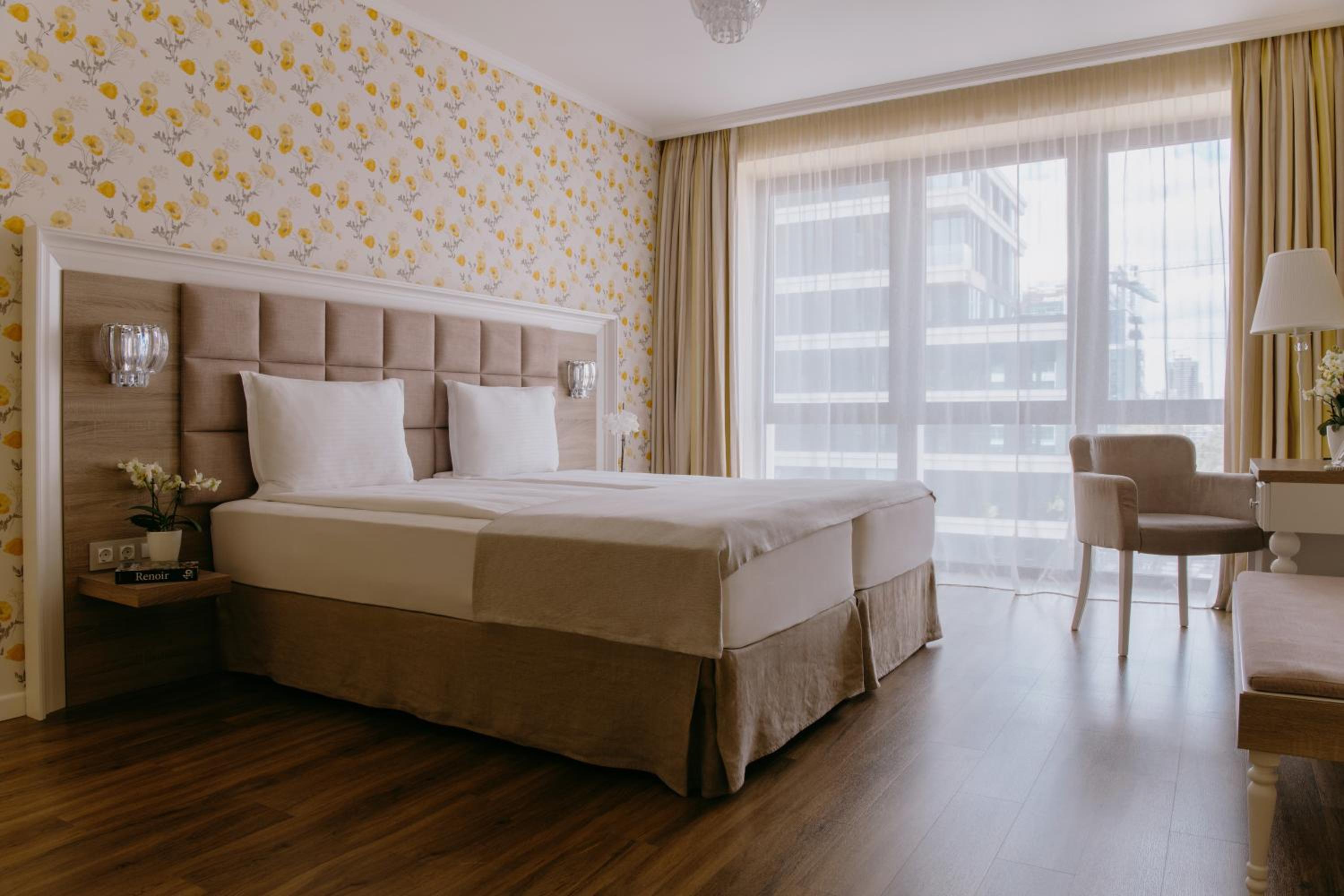 Deluxe Double or Twin Room - Photo 21