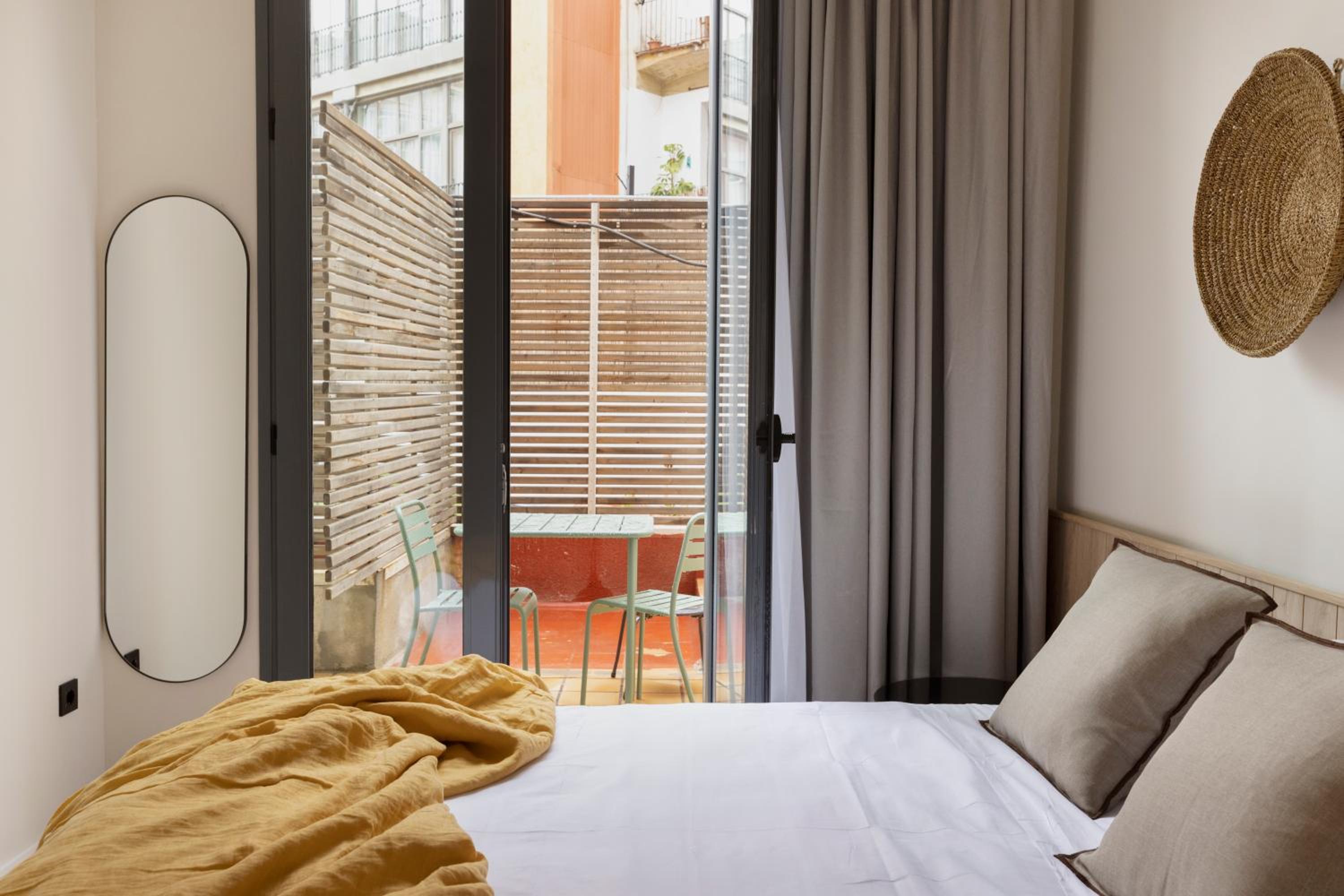 Apartment with Terrace photo 2