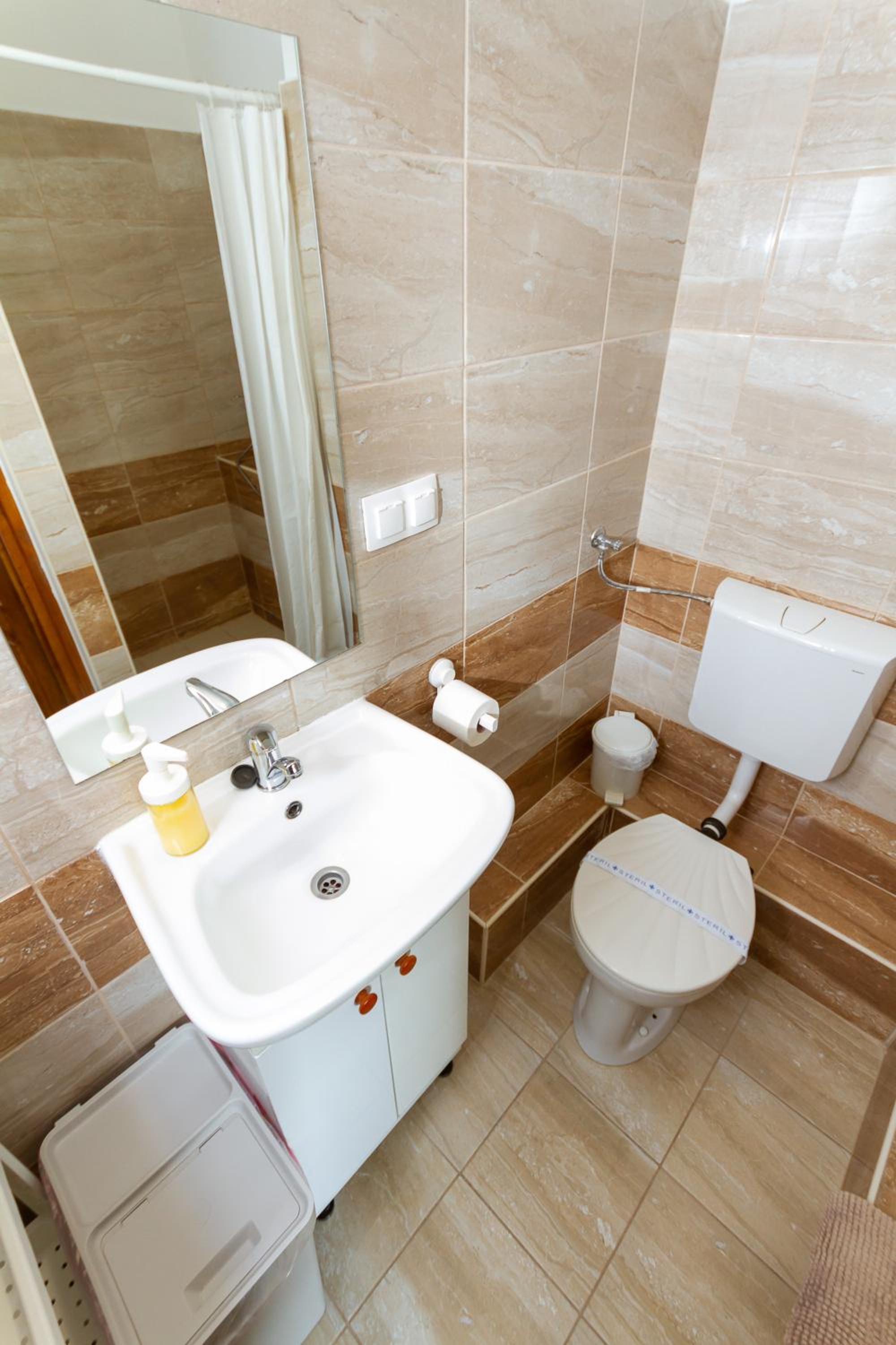 Single Room with Private Bathroom