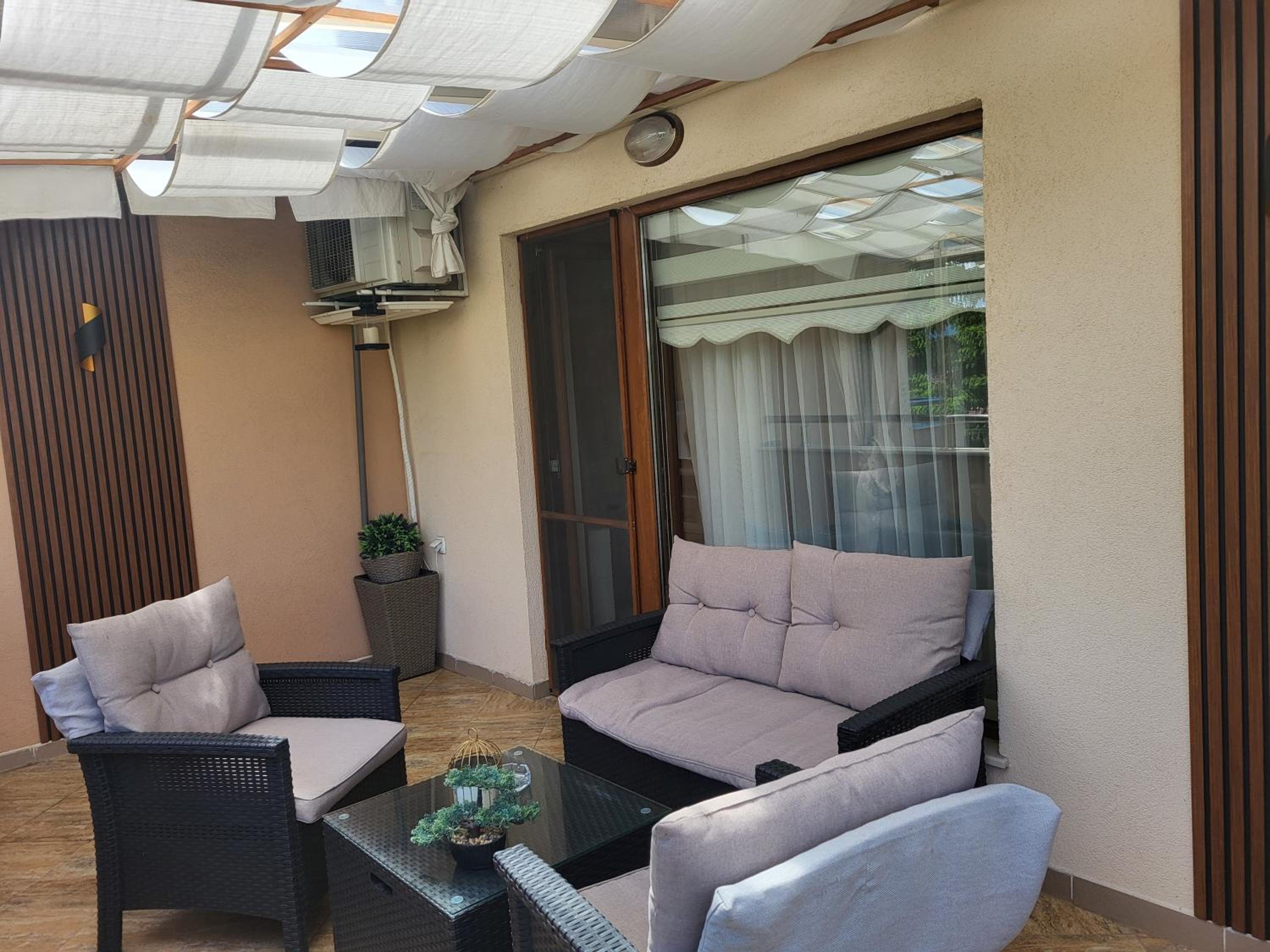 One-Bedroom Apartment - Photo 20