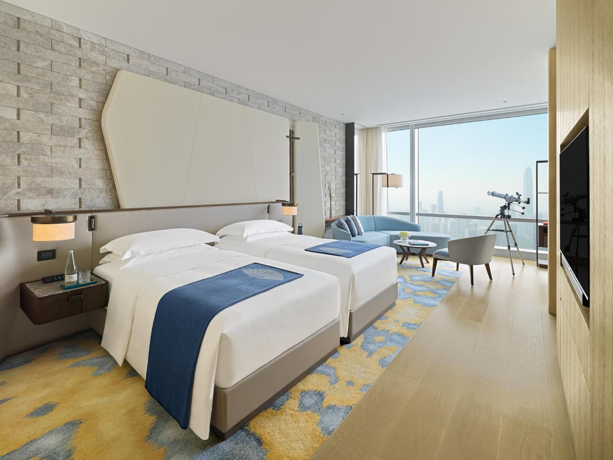 Club Skyline View Twin Room photo 1