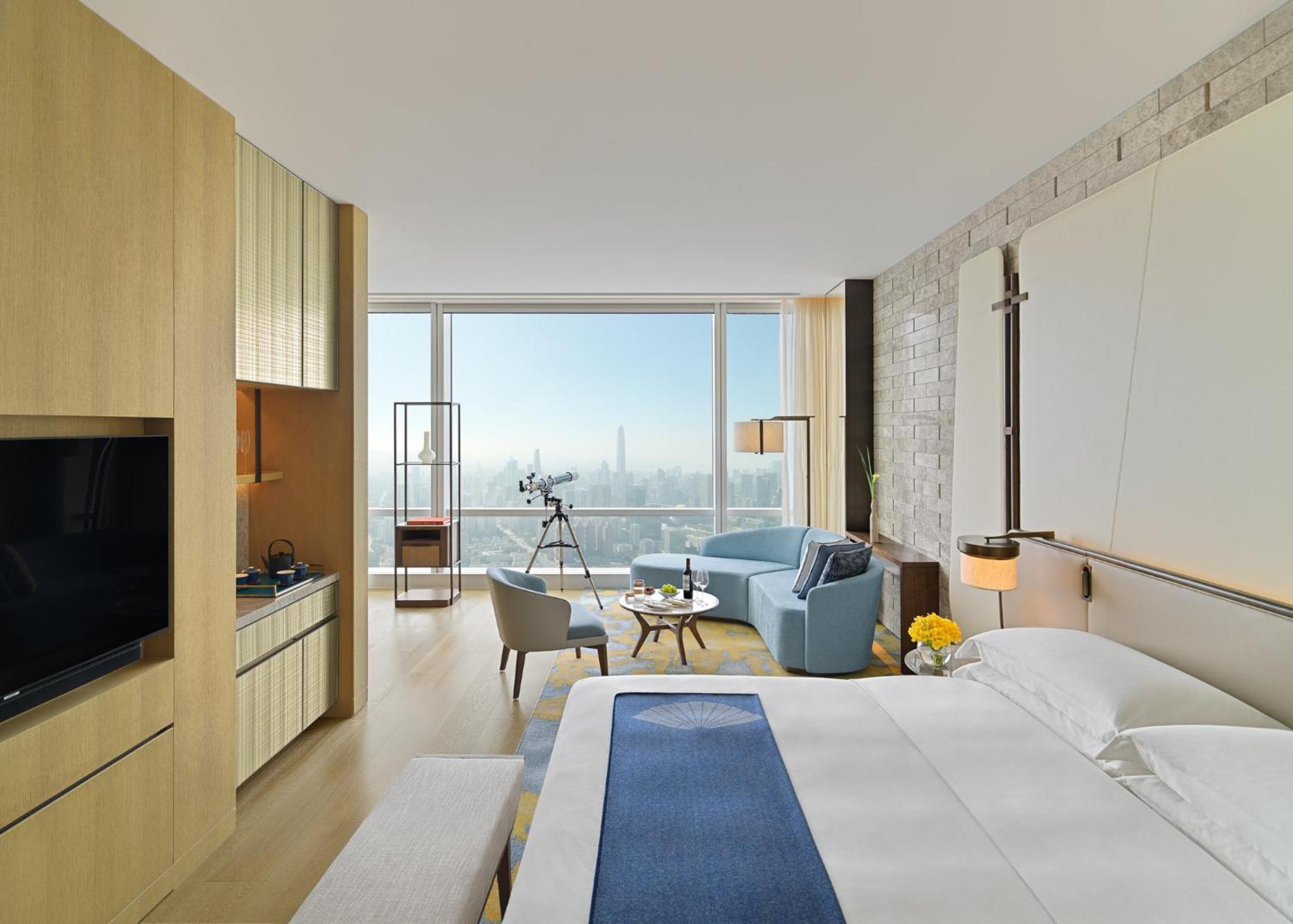 Club Skyline View King Room photo 1
