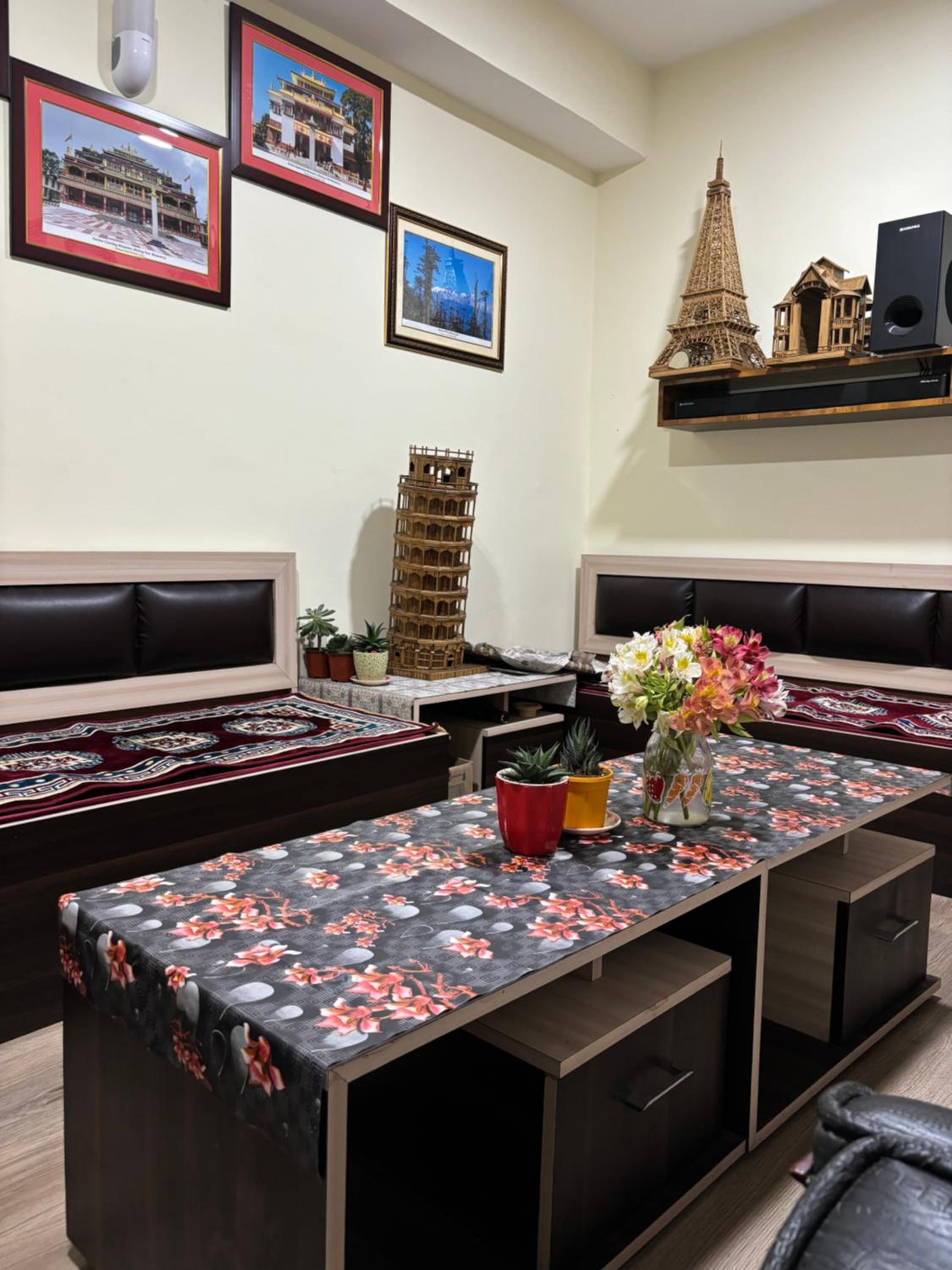 Deluxe Room (2 Adults + 1 Child) photo 1