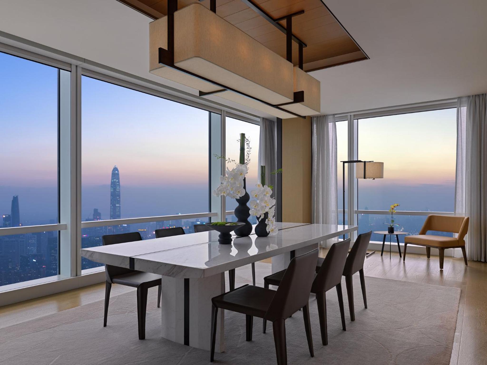 Mandarin Suite photo 2