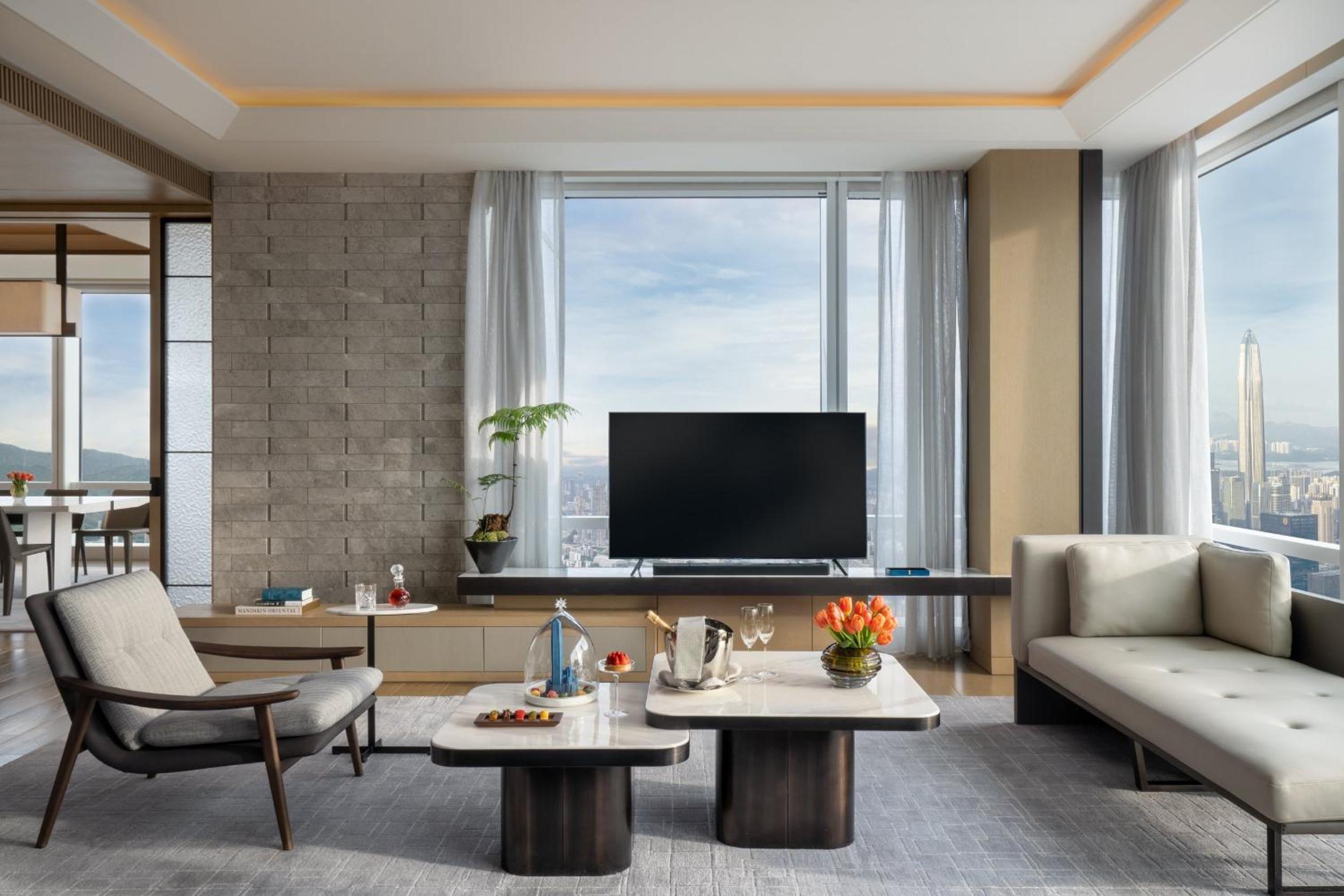 Mandarin Suite photo 3