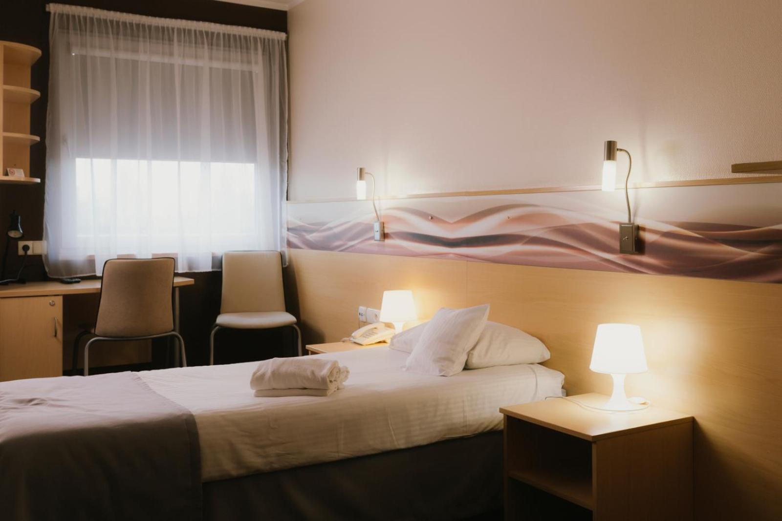 Single Room photo 2