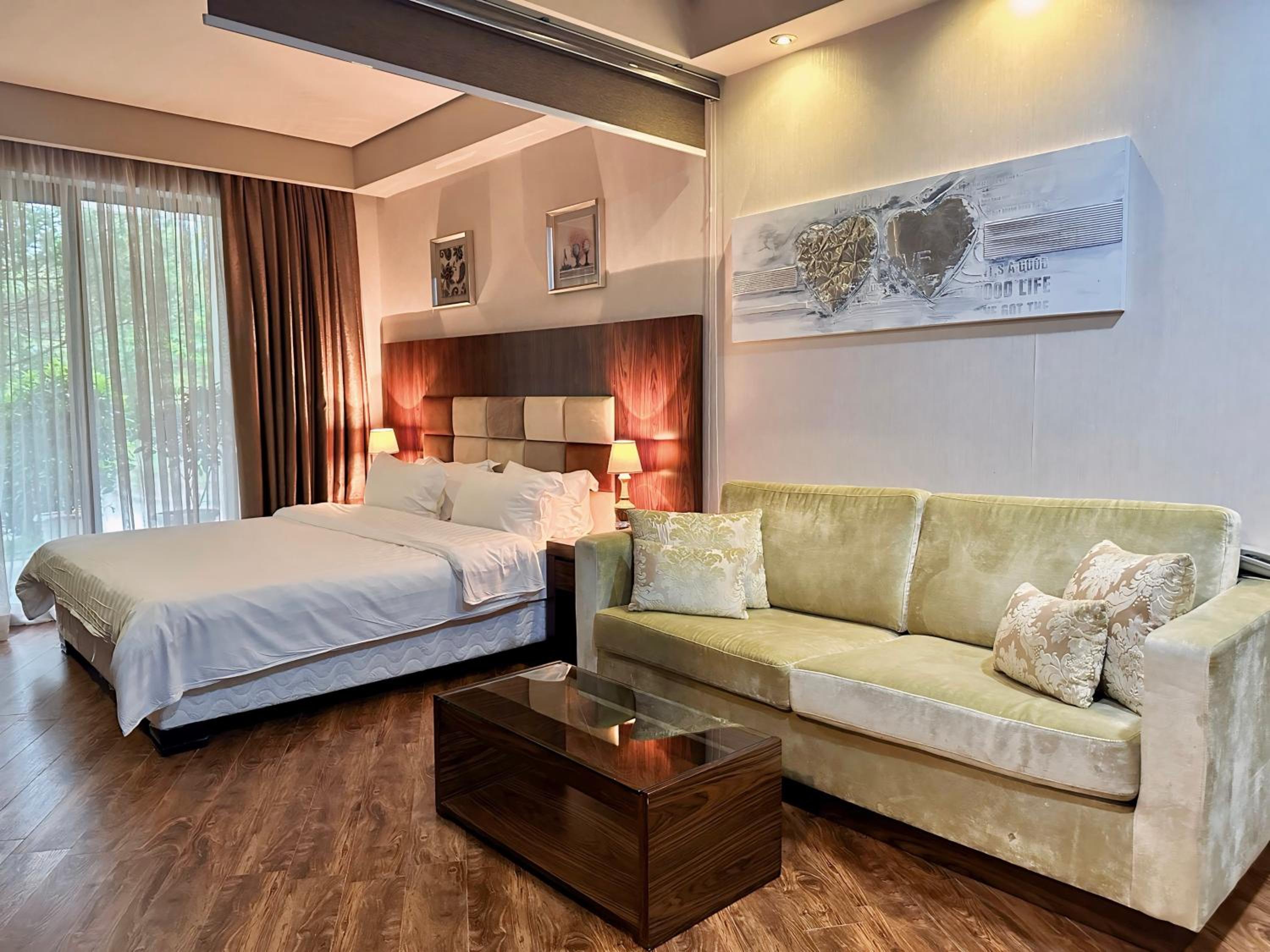 Triple Room with Terrace