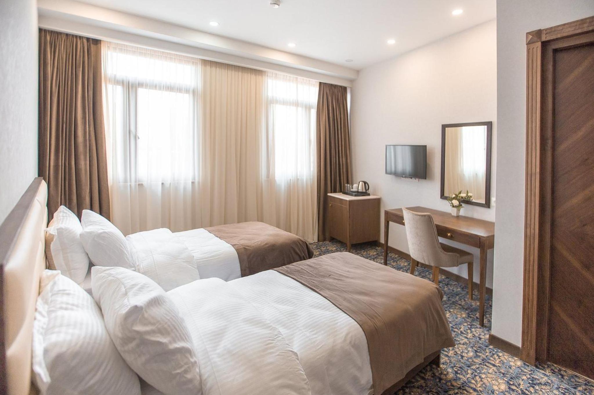 Double Or Twin Room - Photo 10