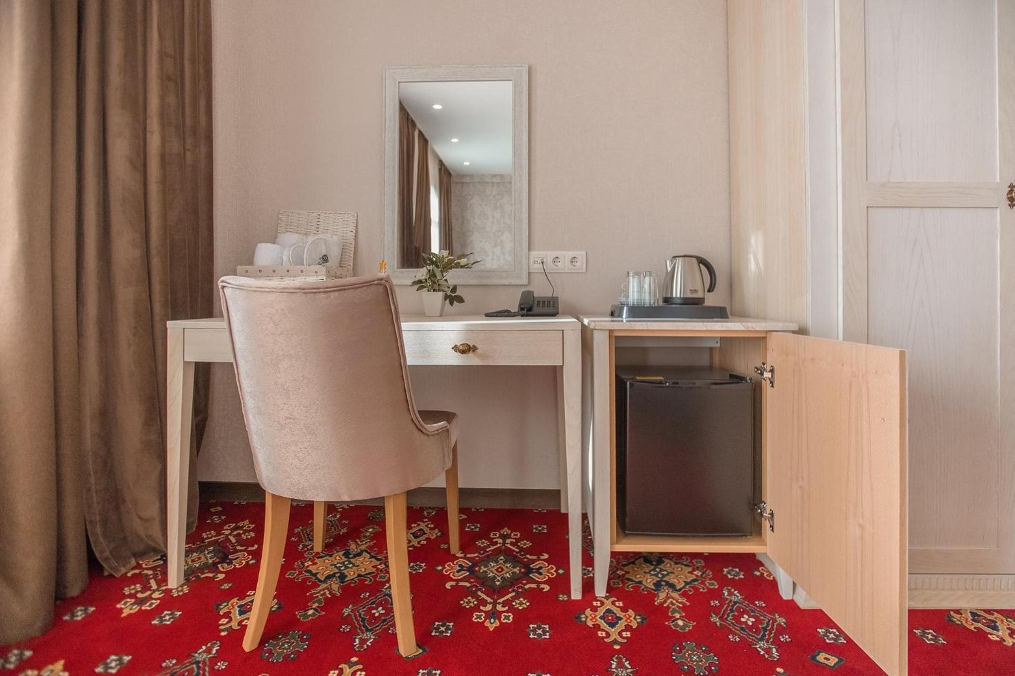Superior Double Or Twin Room With Terrace - Photo 11