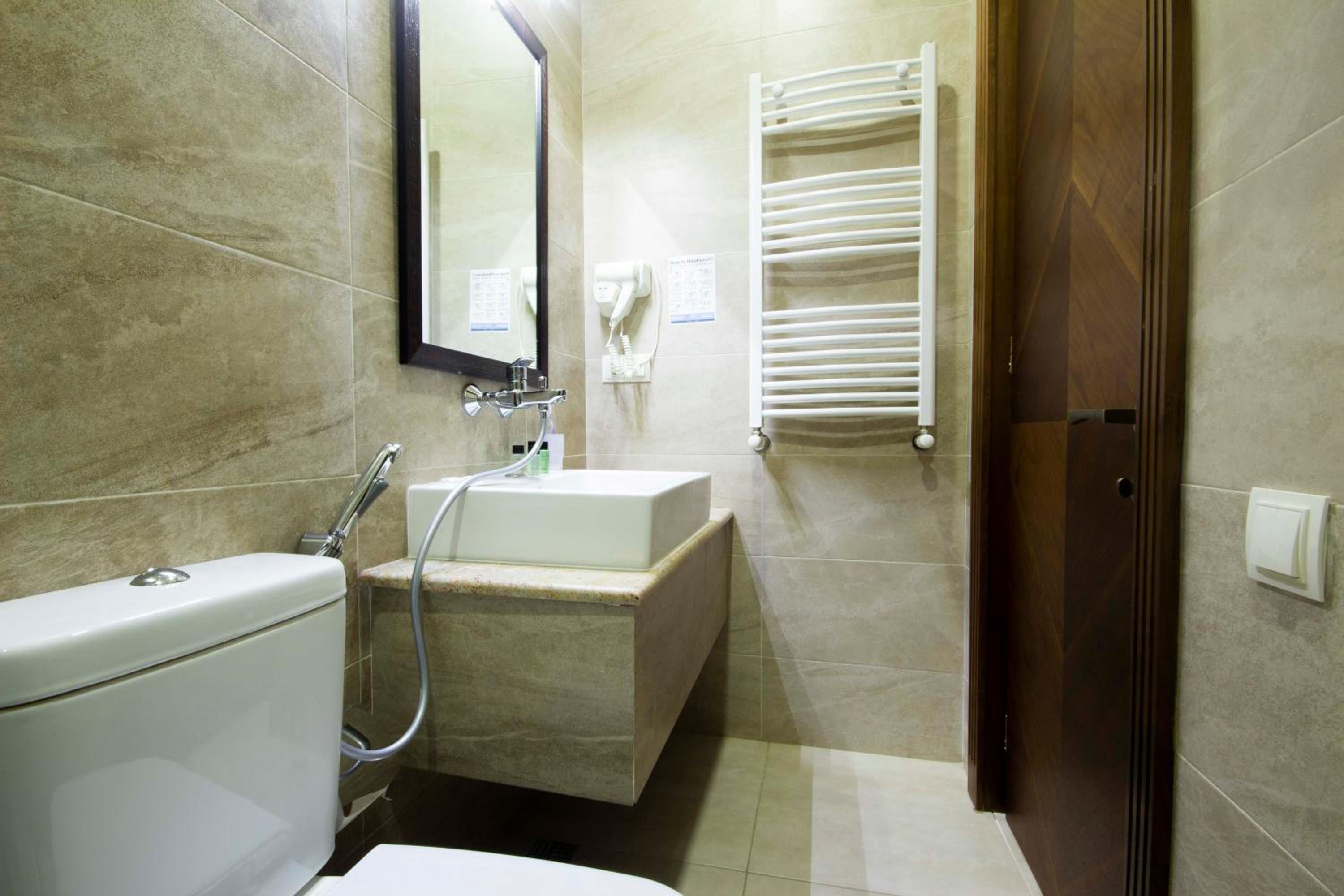 Double Or Twin Room - Photo 19