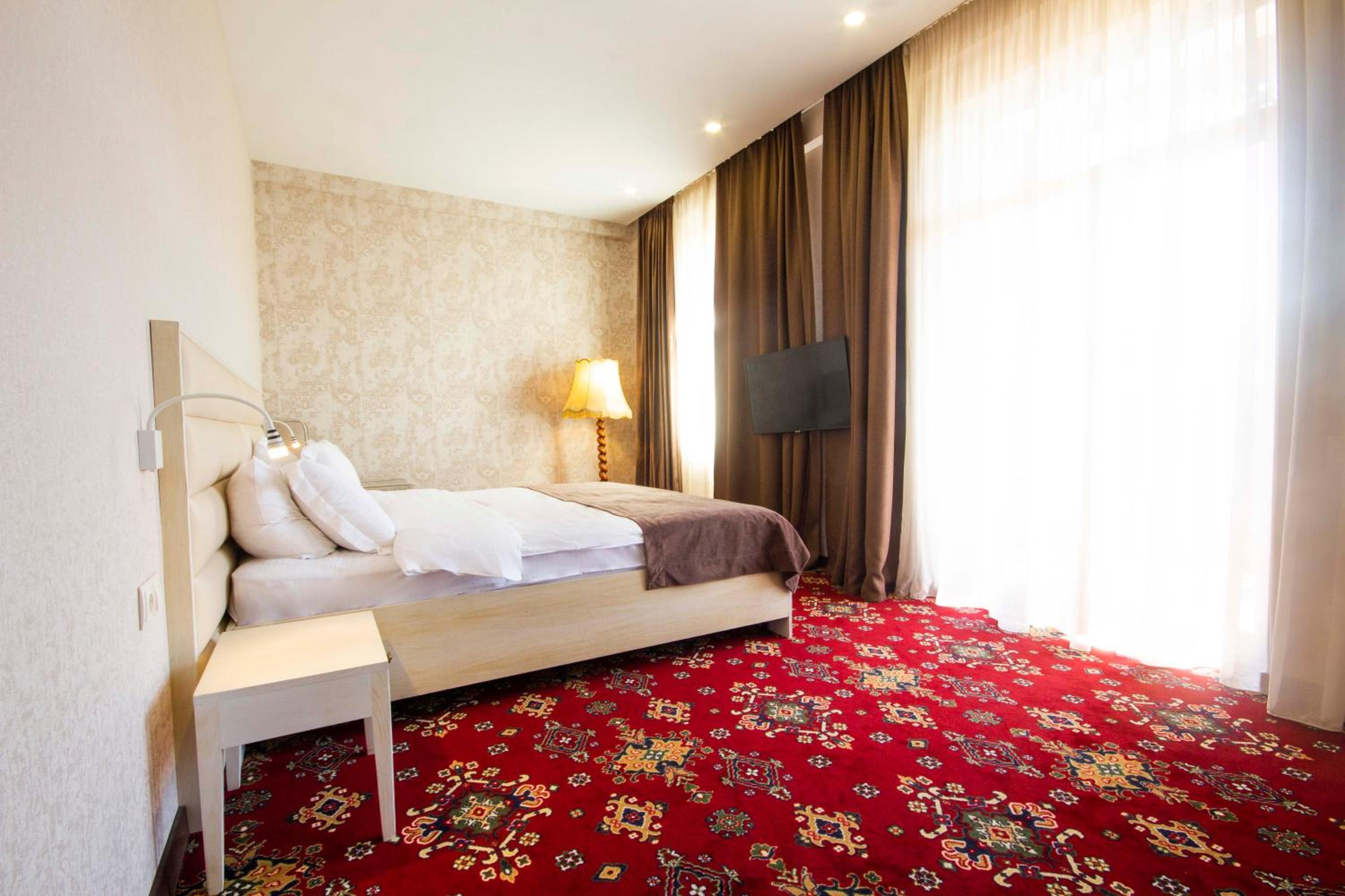 Superior Double Or Twin Room With Terrace - Photo 16