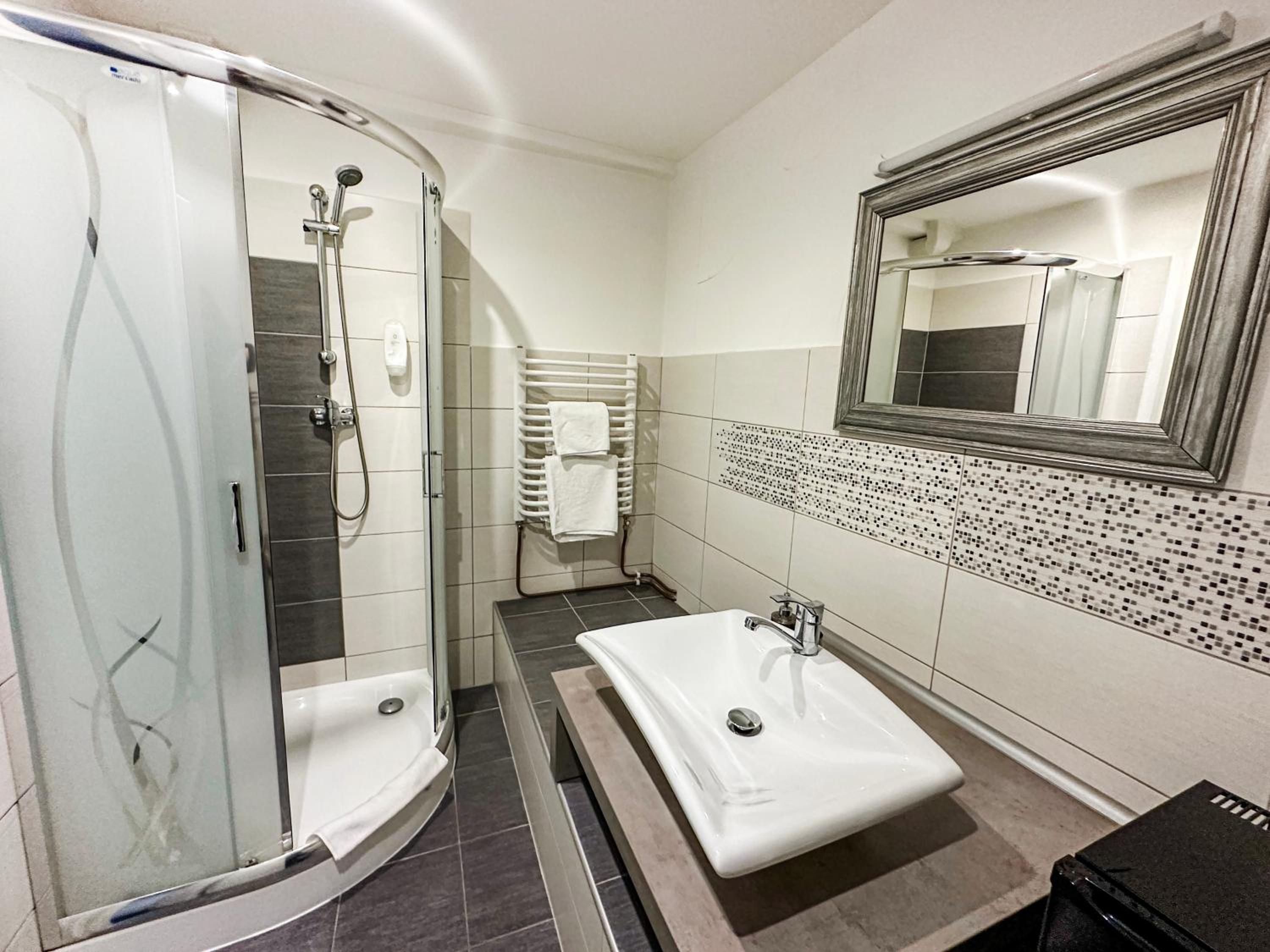 Single Room photo 3