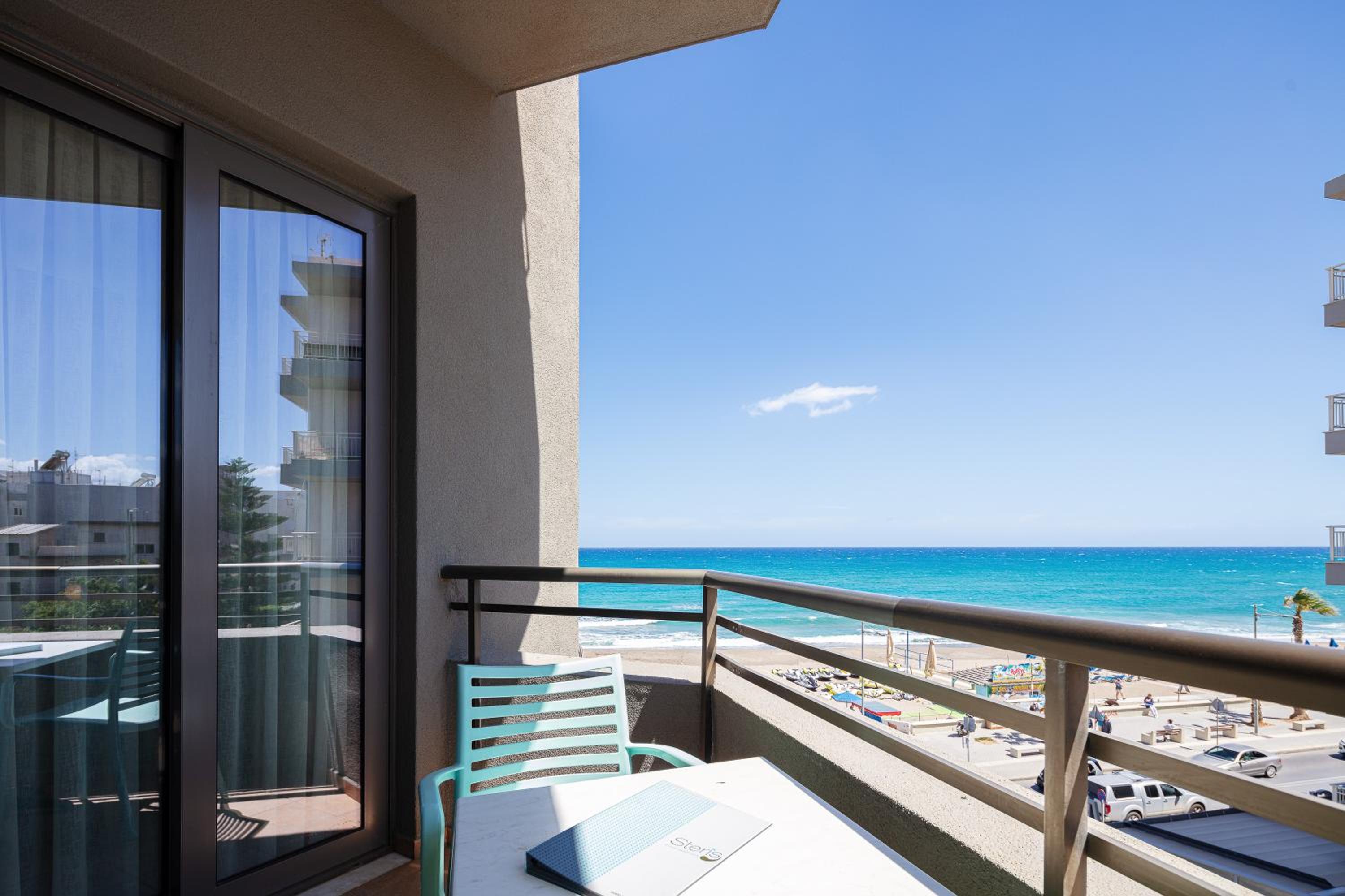 Executive Apartment with Sea View photo 3