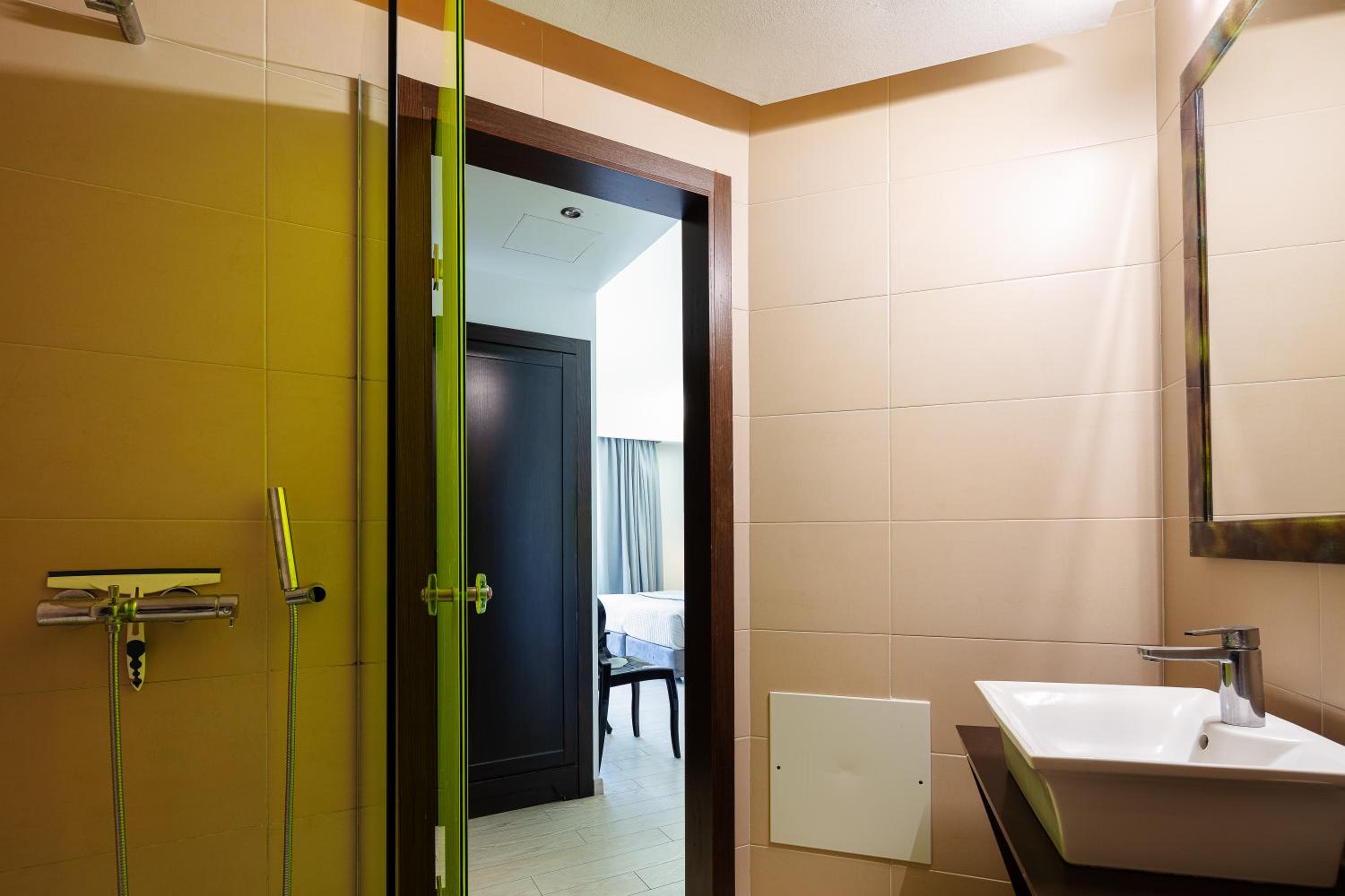 Executive Studio with Sea View photo 2