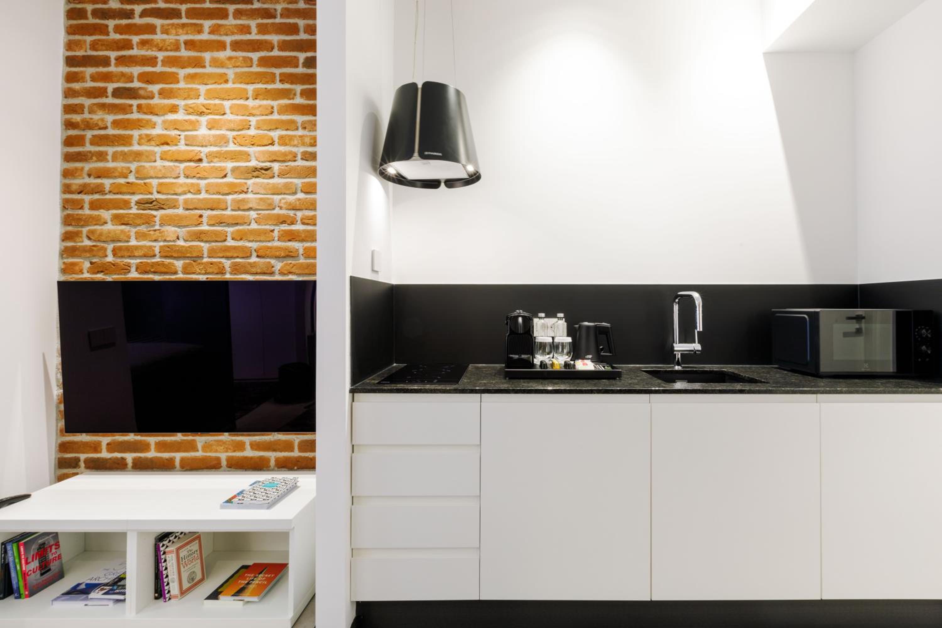 Snail 5 - Deluxe Apartment with Terrace photo 3