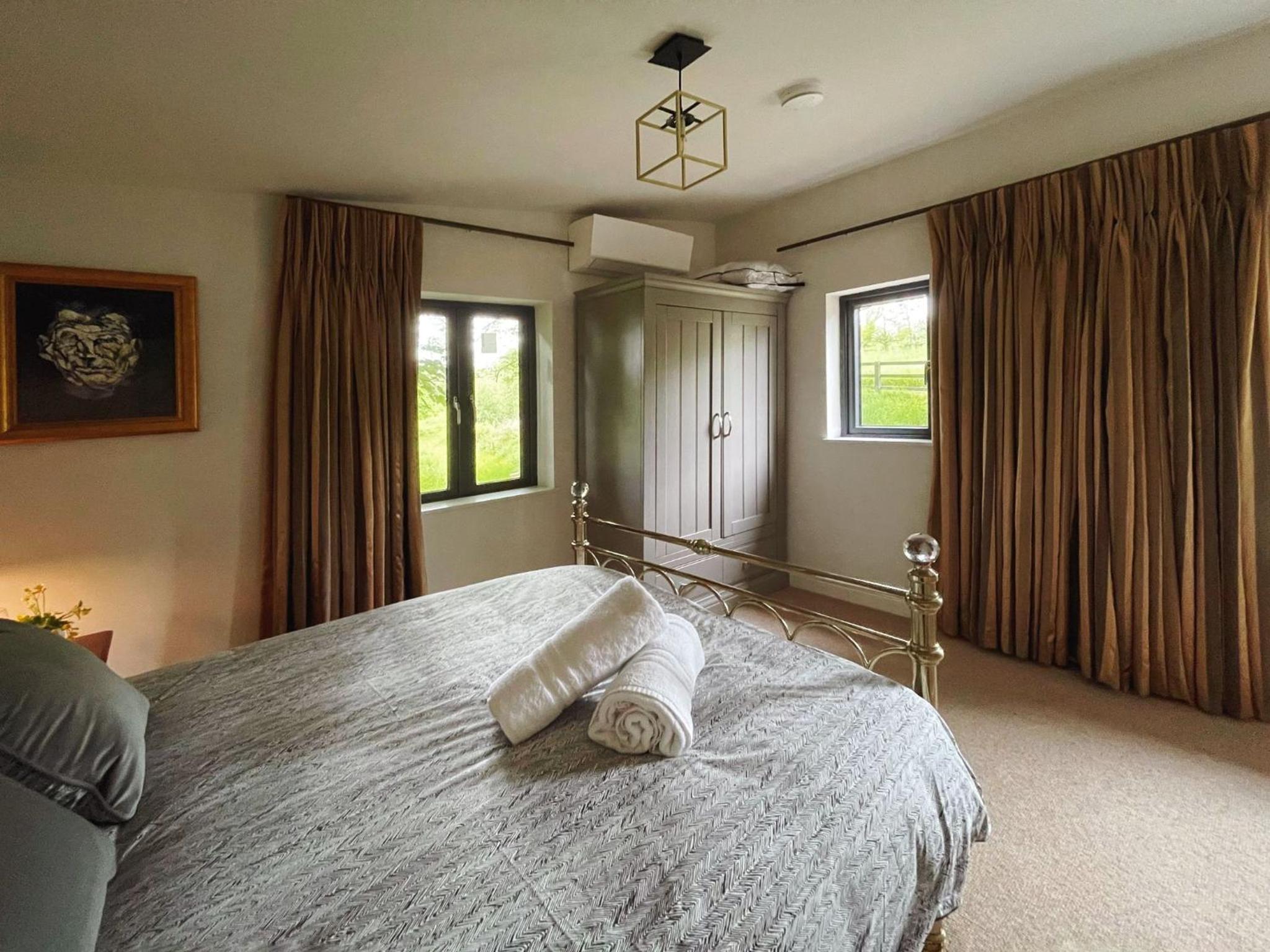 One-Bedroom House photo 1