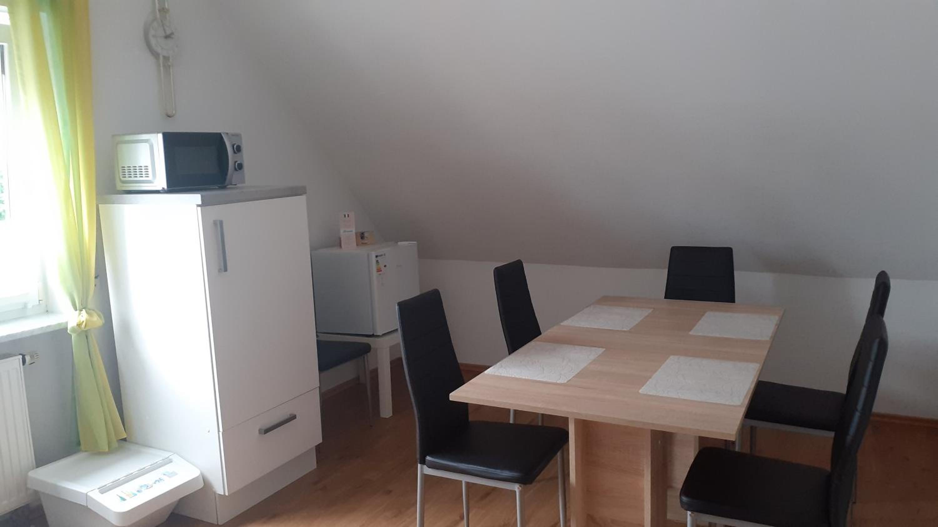 Two-Bedroom Apartment - Photo 8