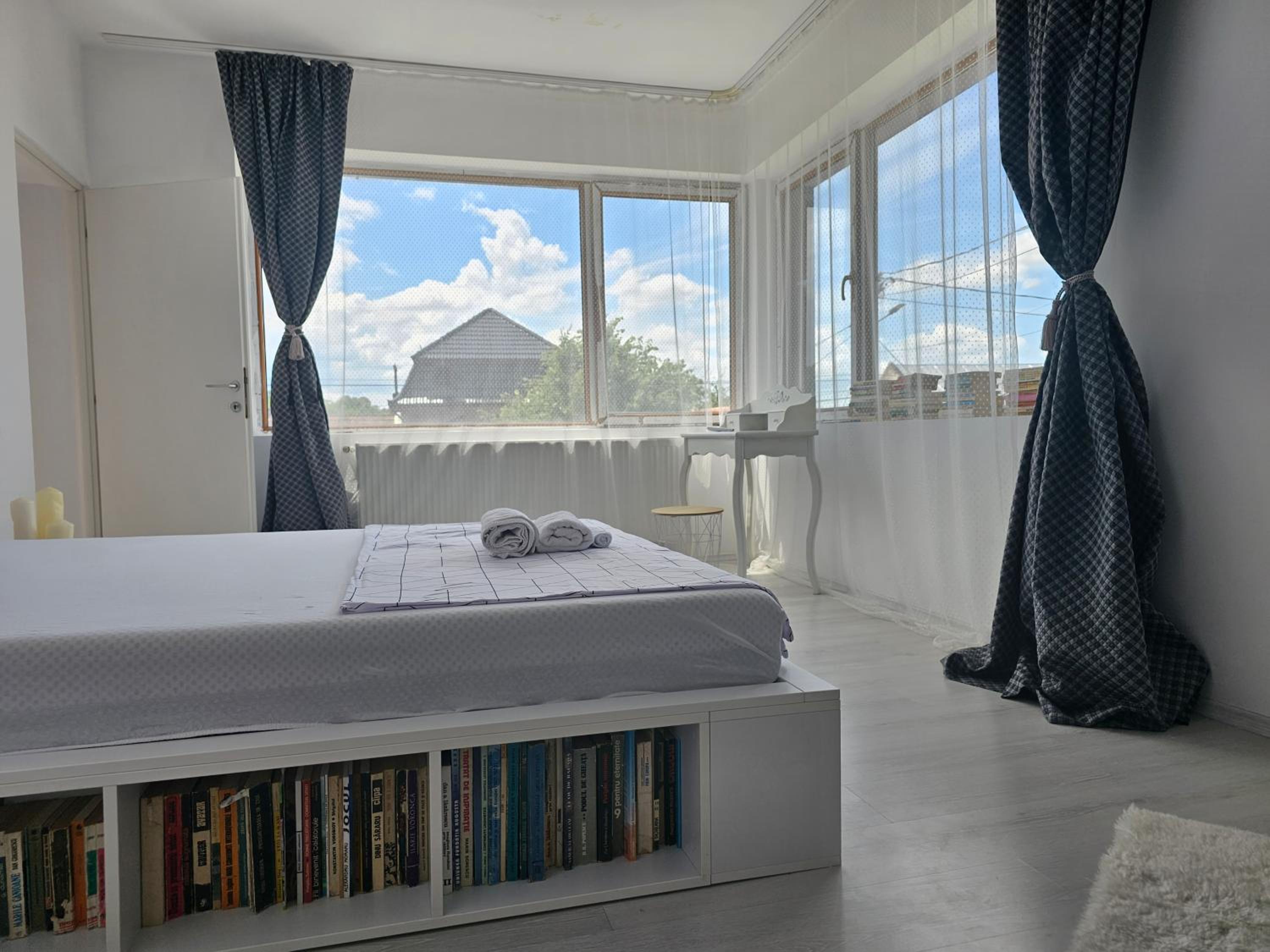 Villa - Photo 4