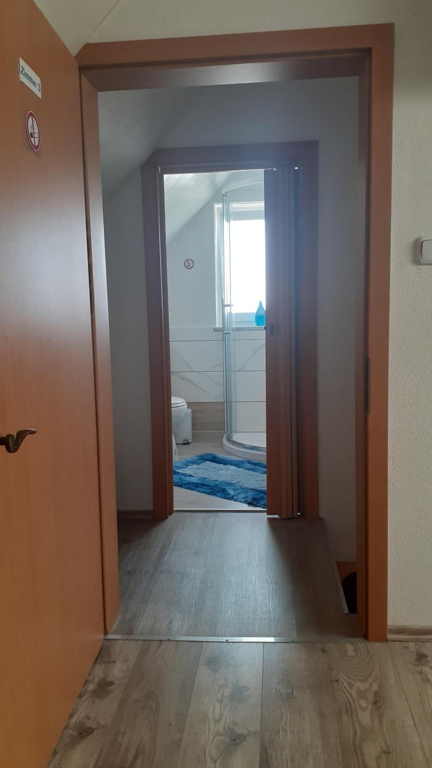 Triple Room with Private Bathroom - Photo 4