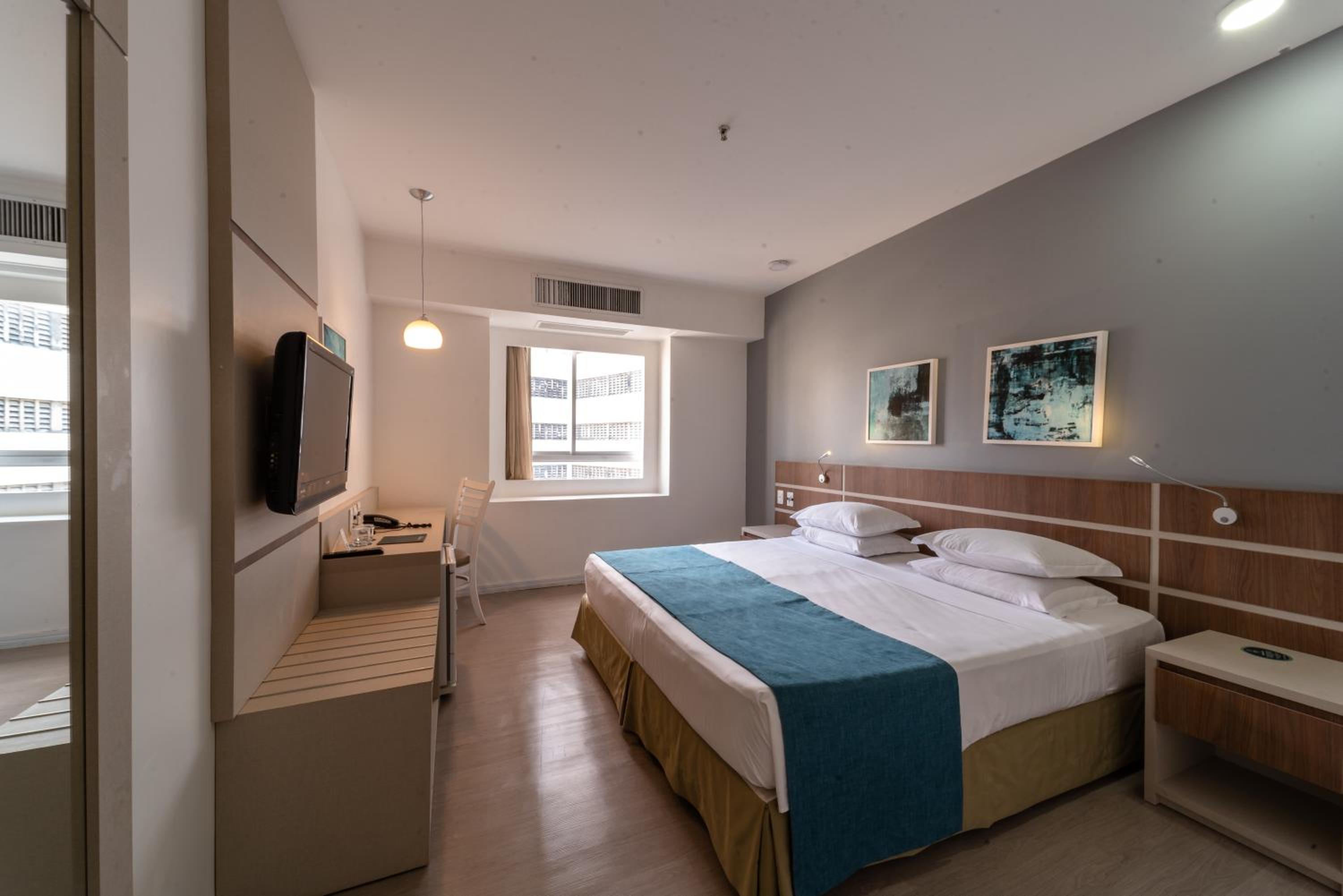Superior Triple Room Internal view photo 1
