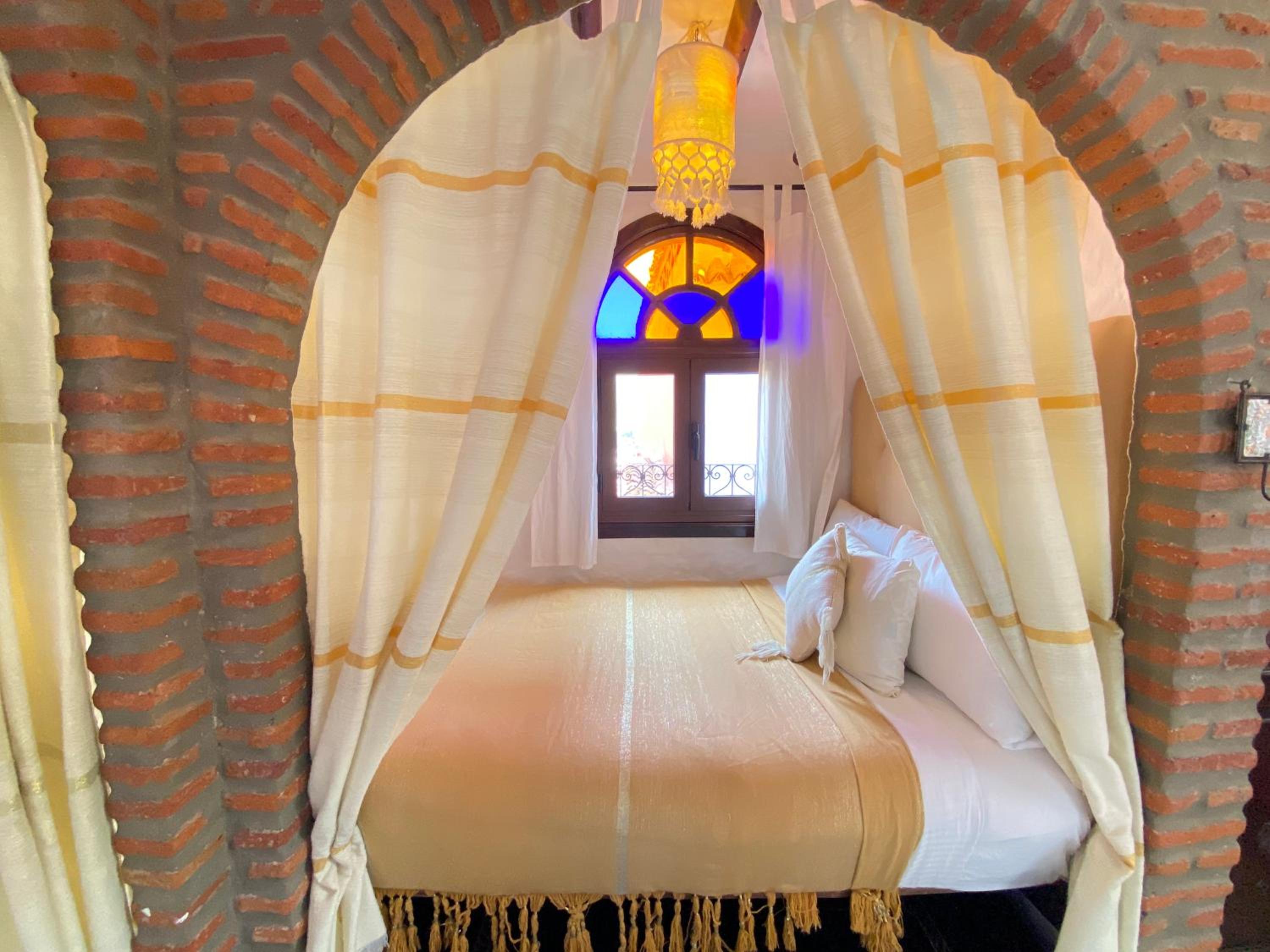 Farida Suite photo 2