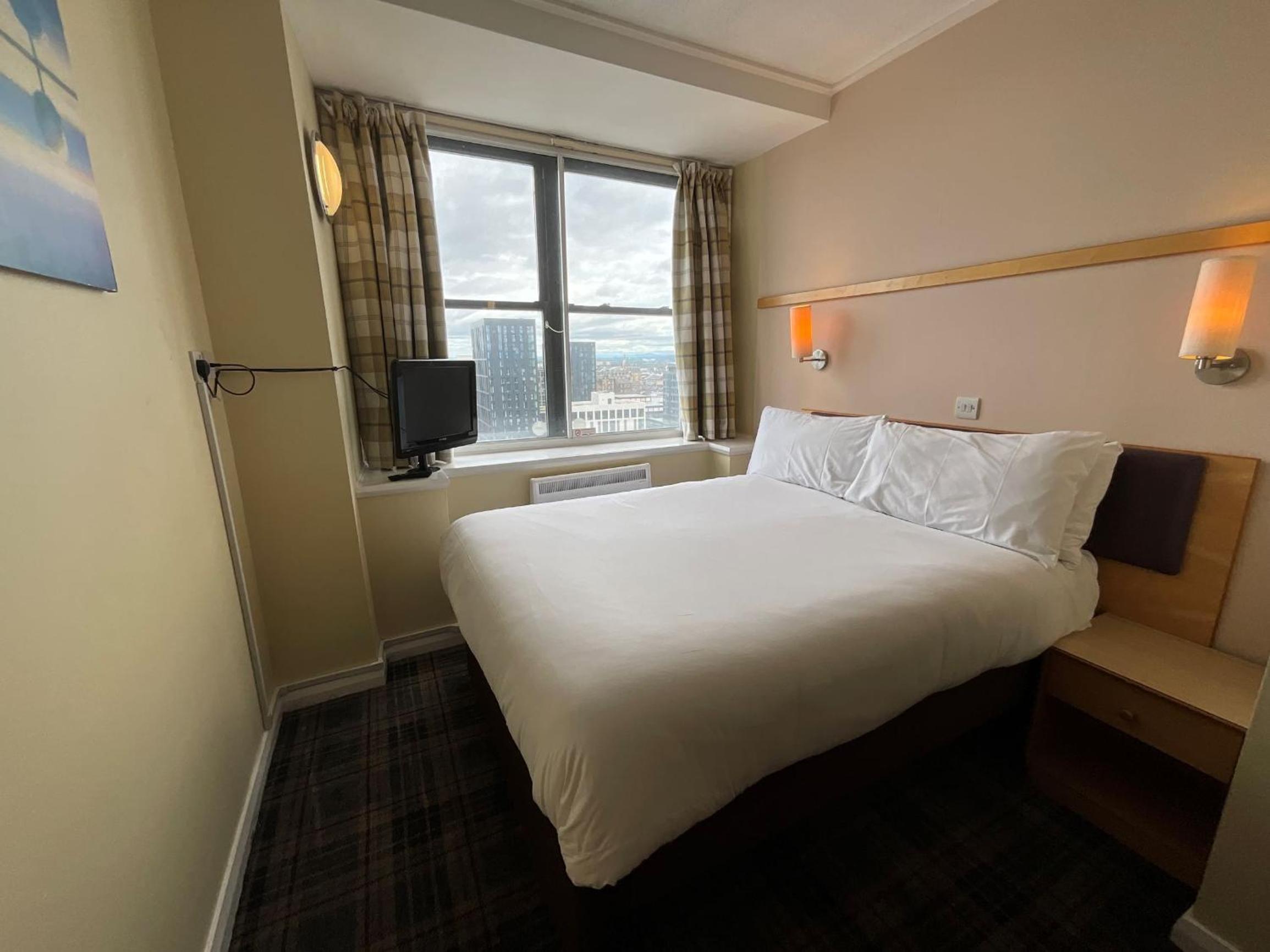 Double Room - Photo 22