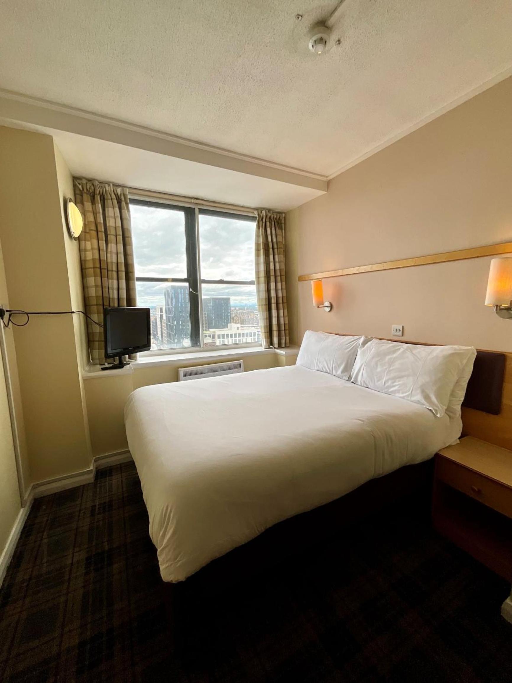 Double Room - Photo 14