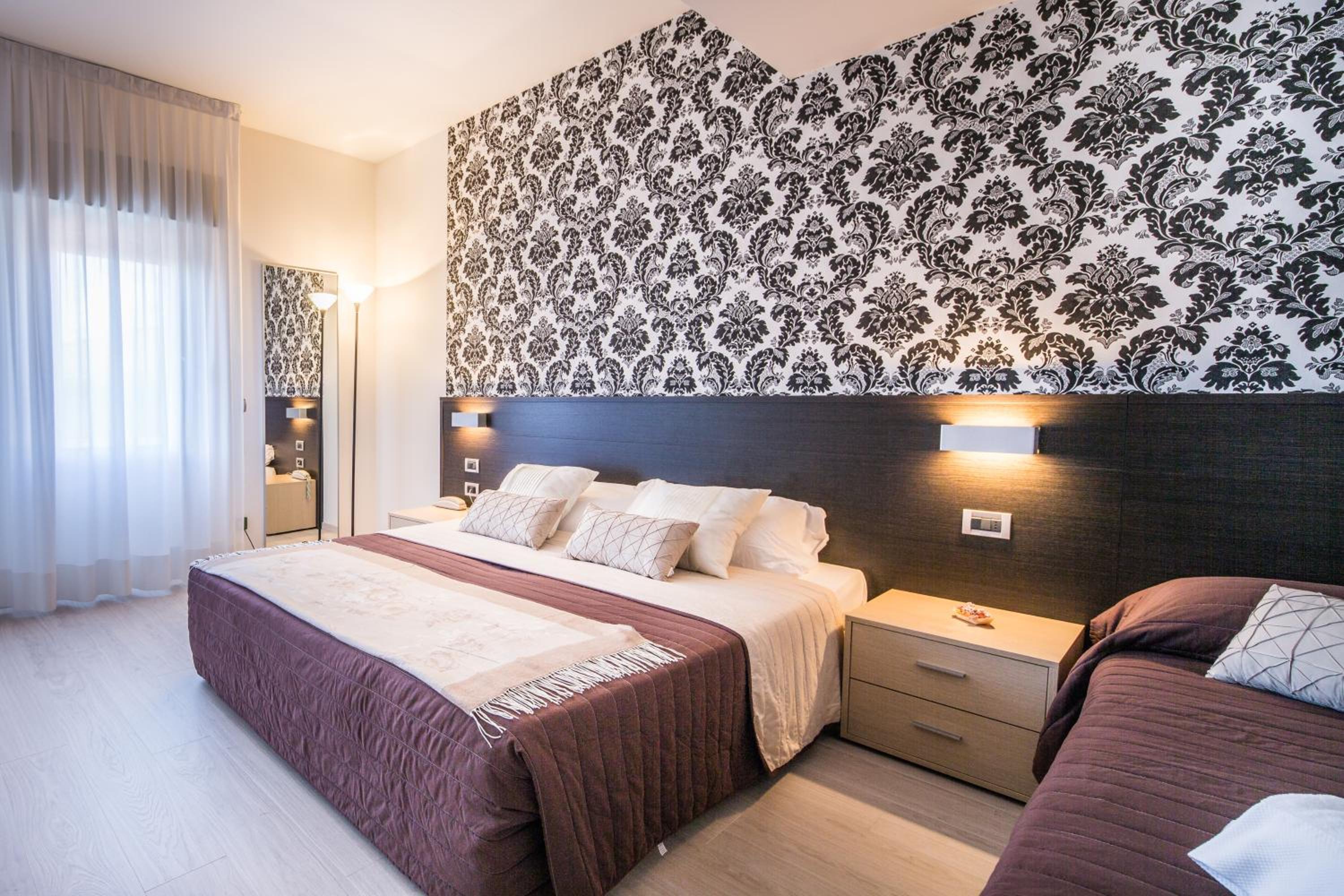 Triple Room - Photo 6