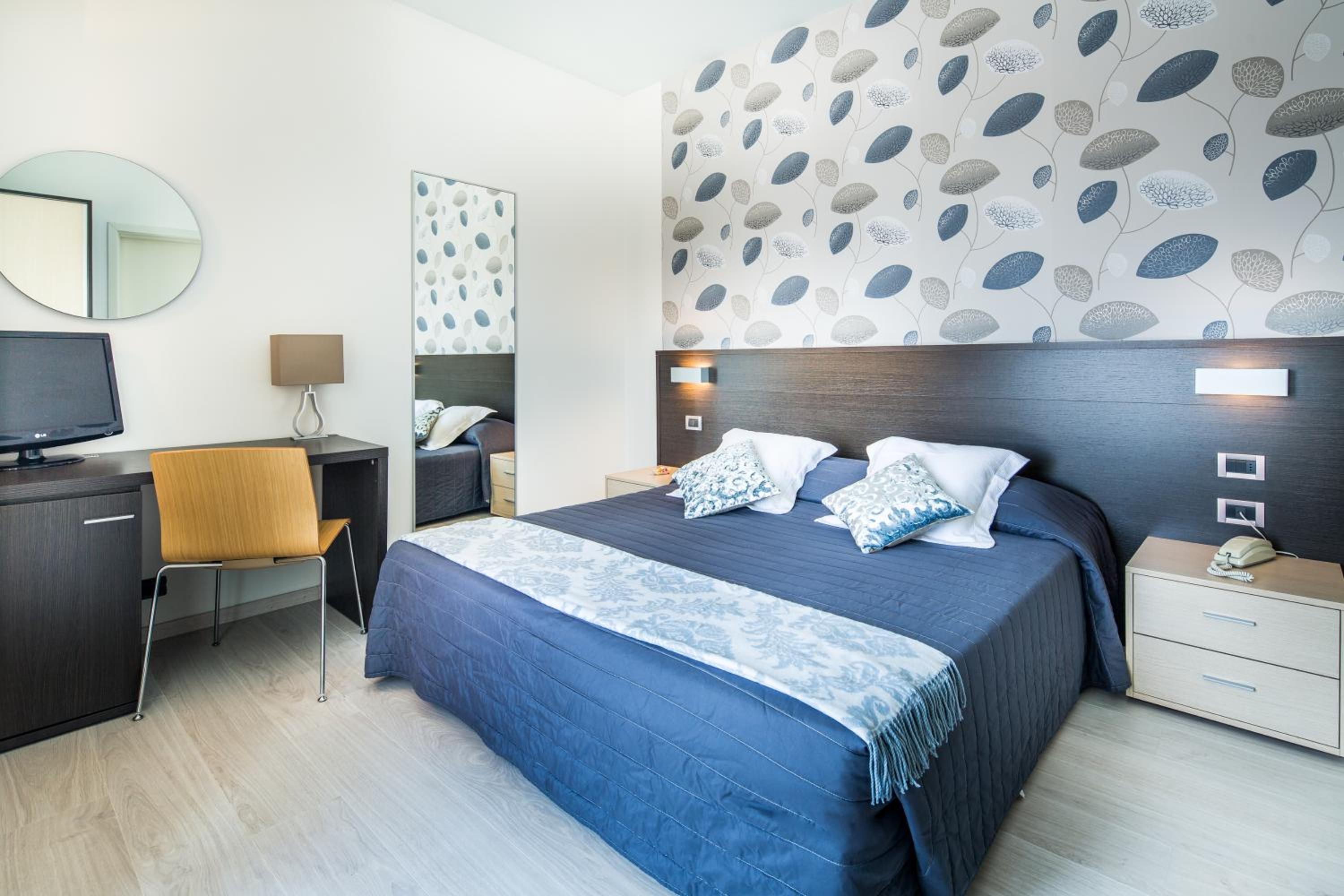 Double Room with Terrace - Photo 1