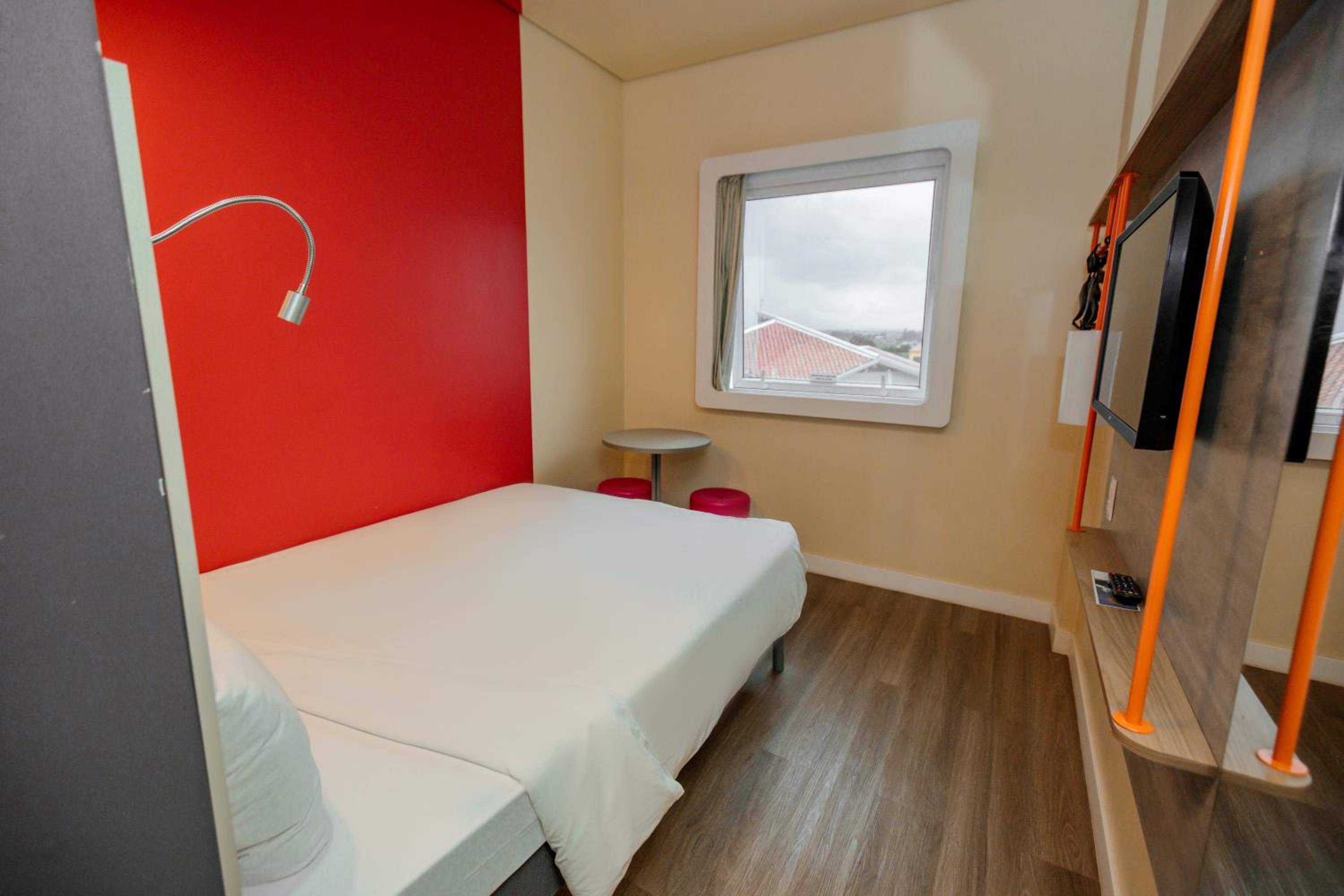 Standard Double Room - Photo 14