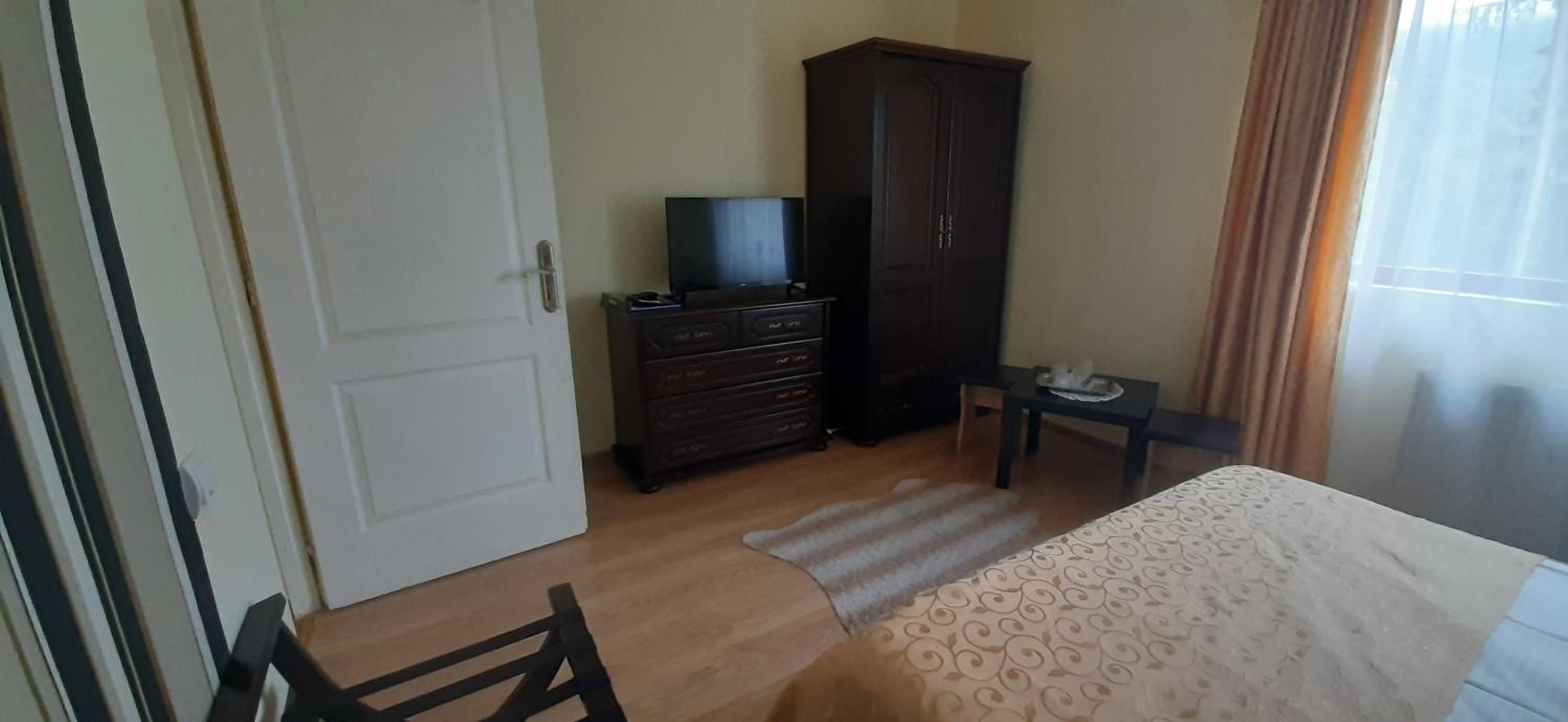 Double Room - Photo 15
