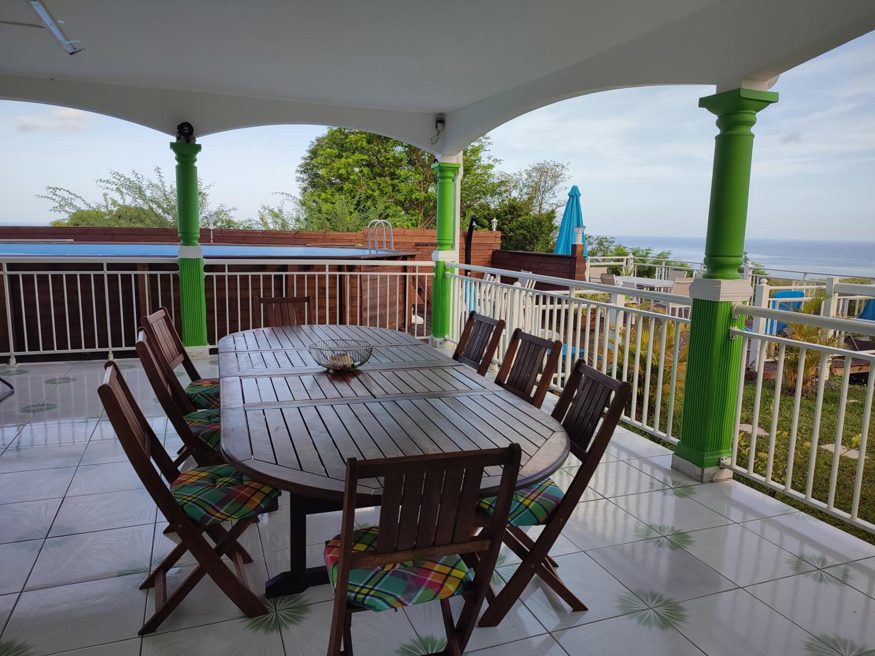 Four-Bedroom Villa - Photo 4