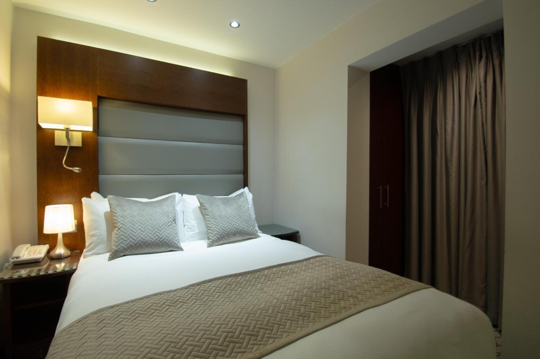 Standard Triple Room photo 2