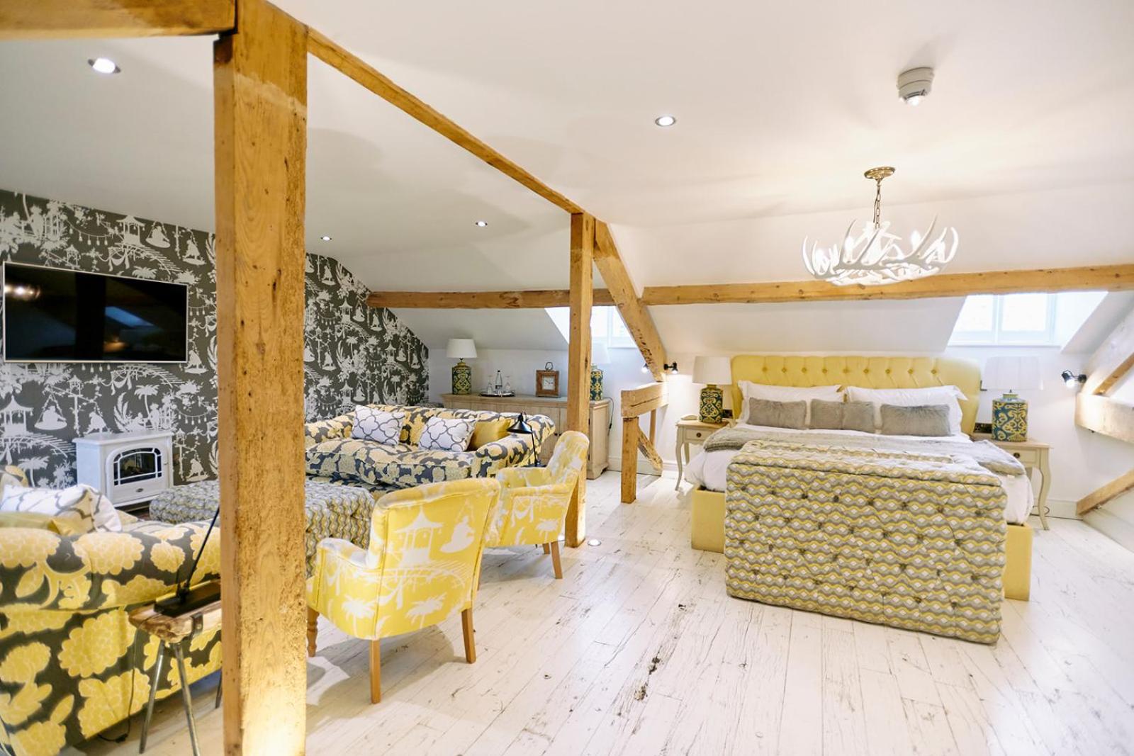 Fabulous Loft Suite - Thermal Journey included (not dog friendly) - Photo 8