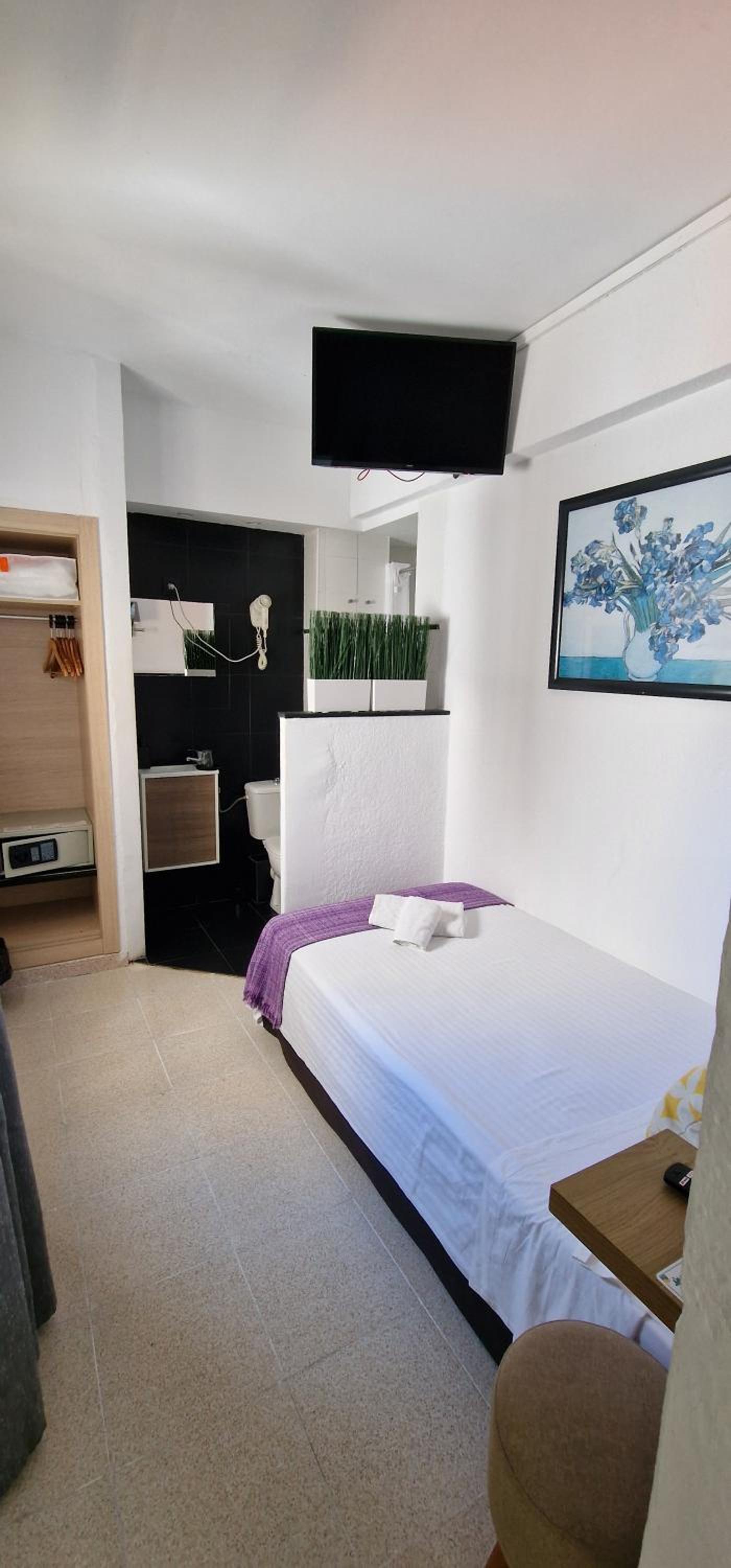 Single Room - Annex Building photo 3