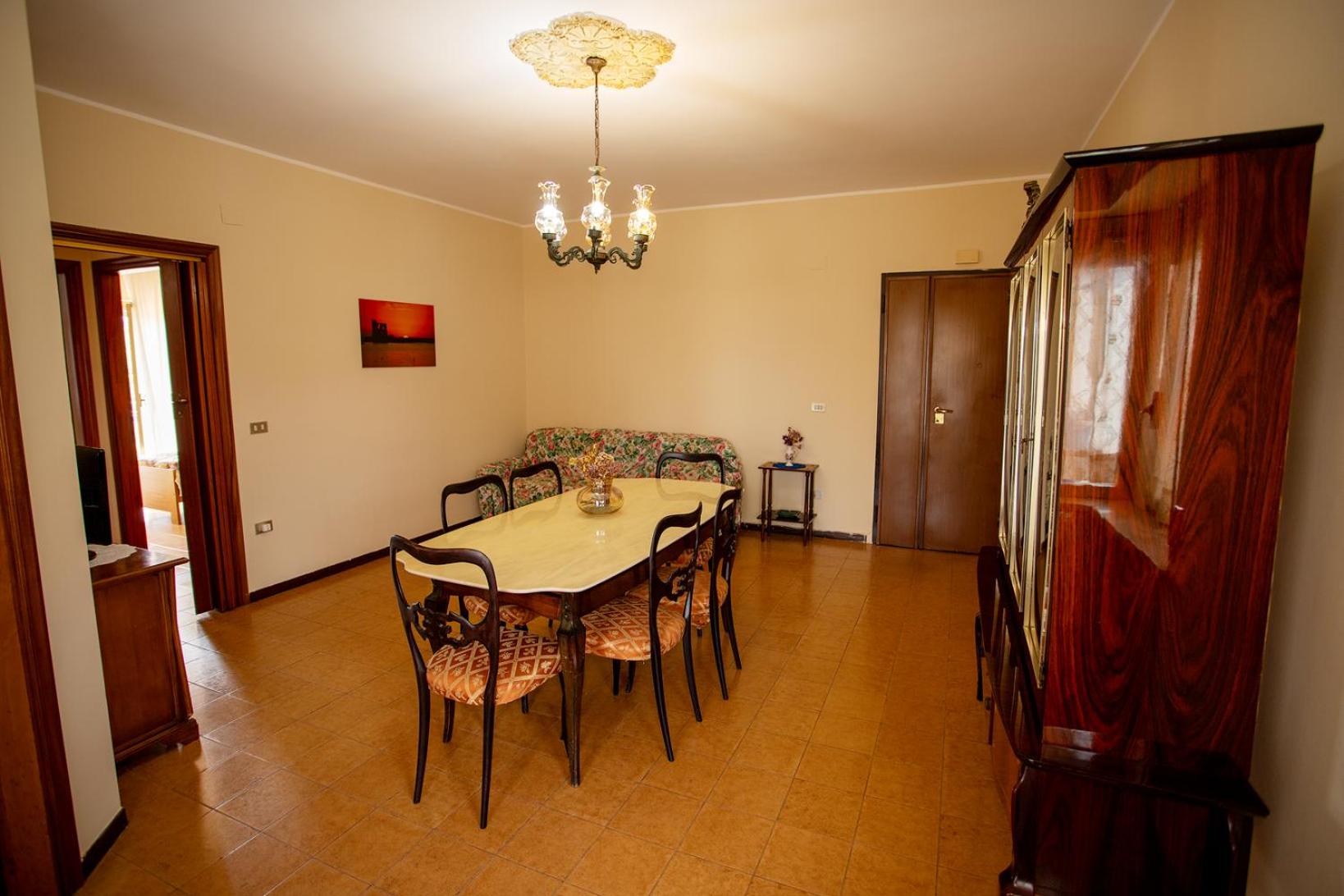Two-Bedroom Apartment with Balcony photo 2