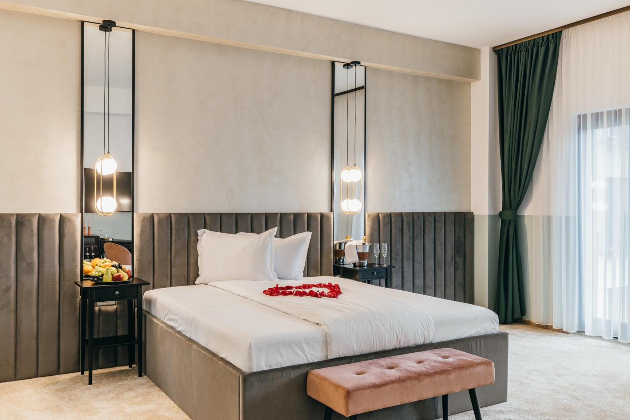 Superior King Room