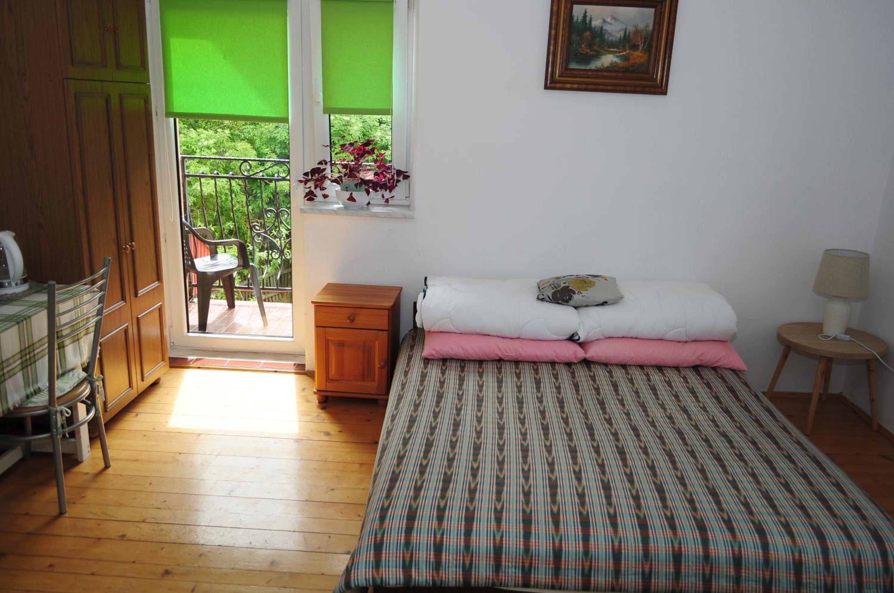 Quadruple Room with Private External Bathroom - Photo 4