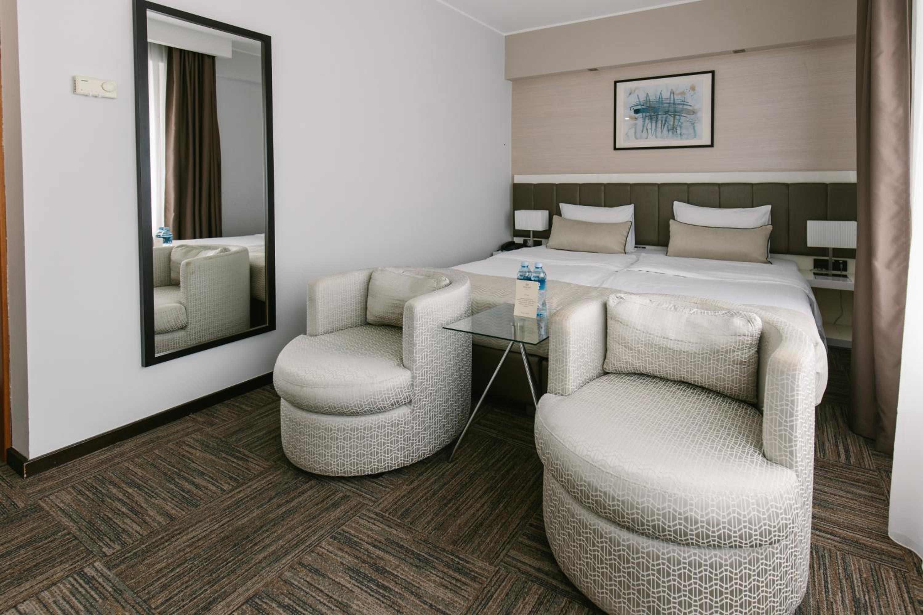 Superior Double or Twin Room photo 3