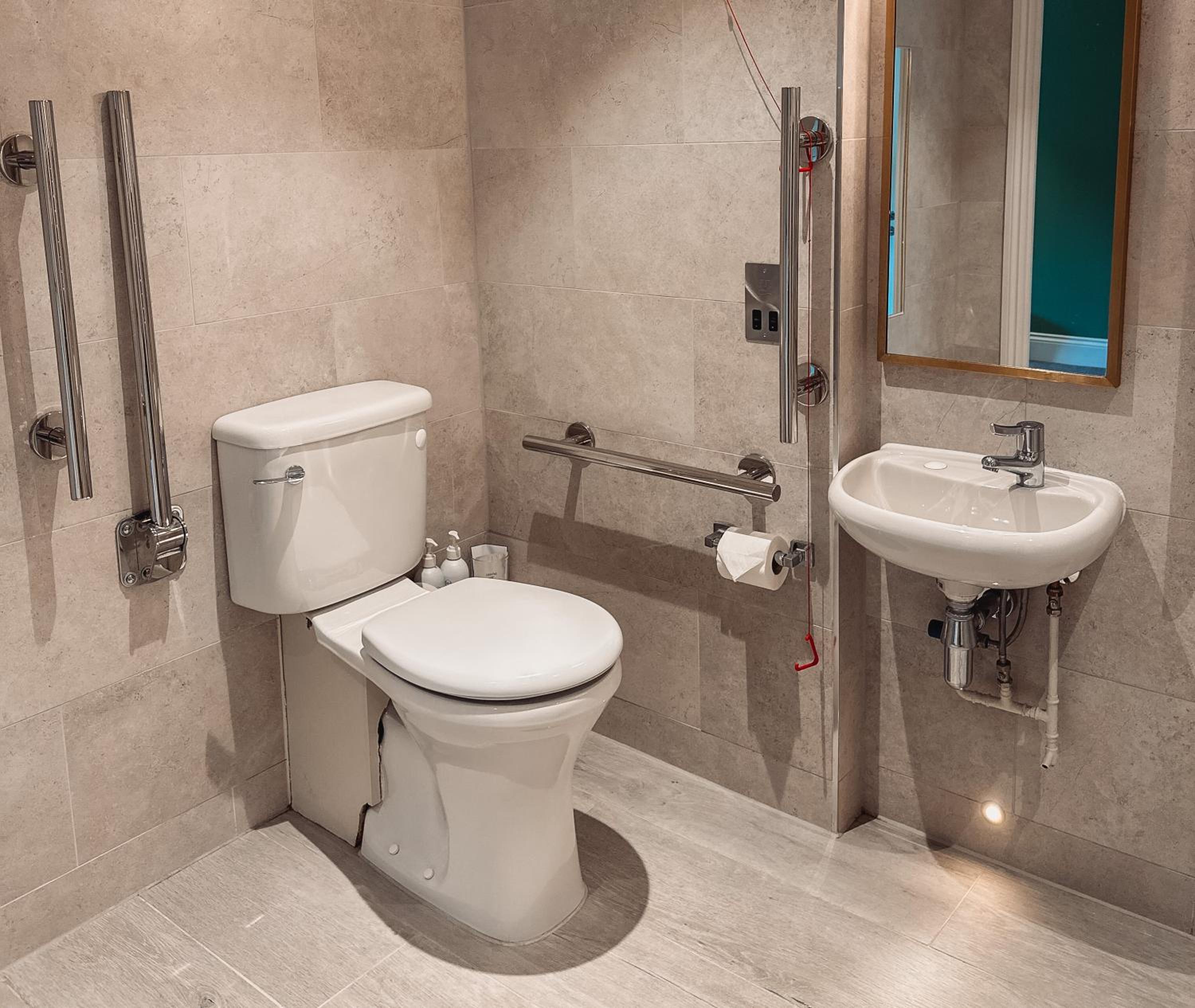 Splendid Accessible Room - Thermal Journey Included (Not Dog Friendly) - Photo 2
