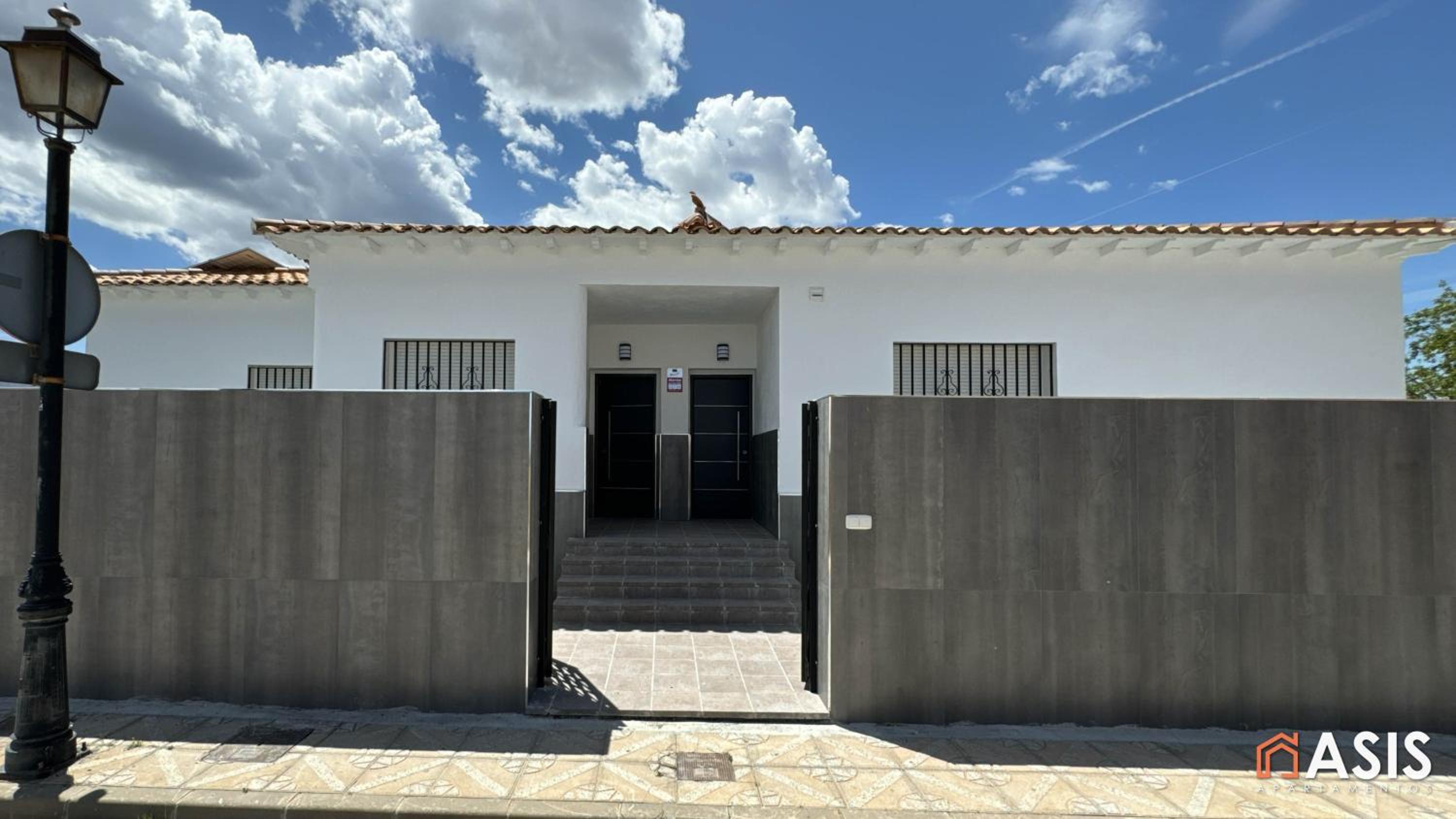 Two-Bedroom House photo 2