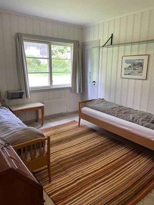 One-Bedroom House photo 1