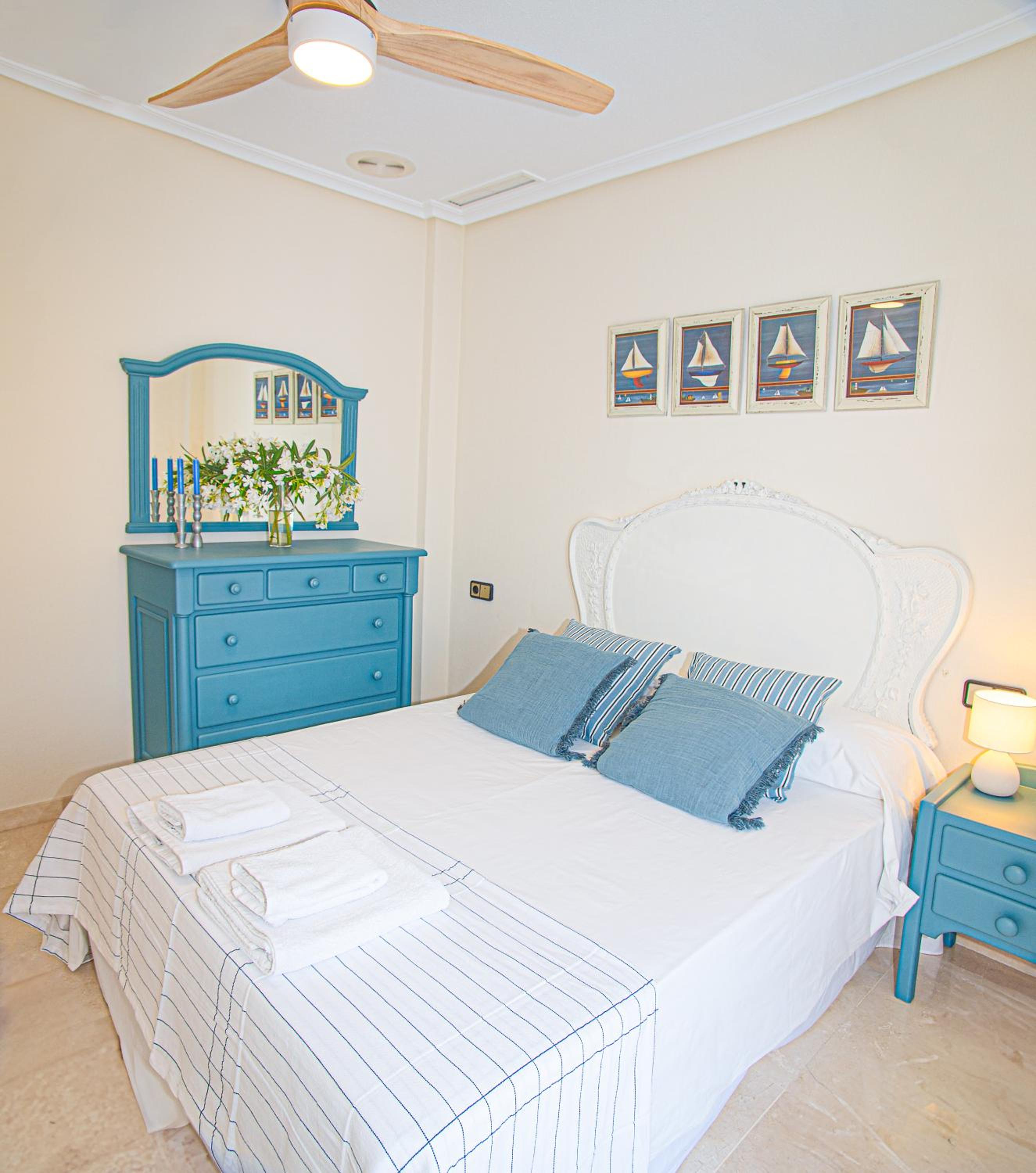 Apartment photo 2