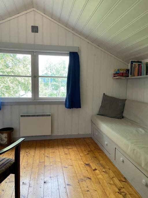 One-Bedroom House photo 3