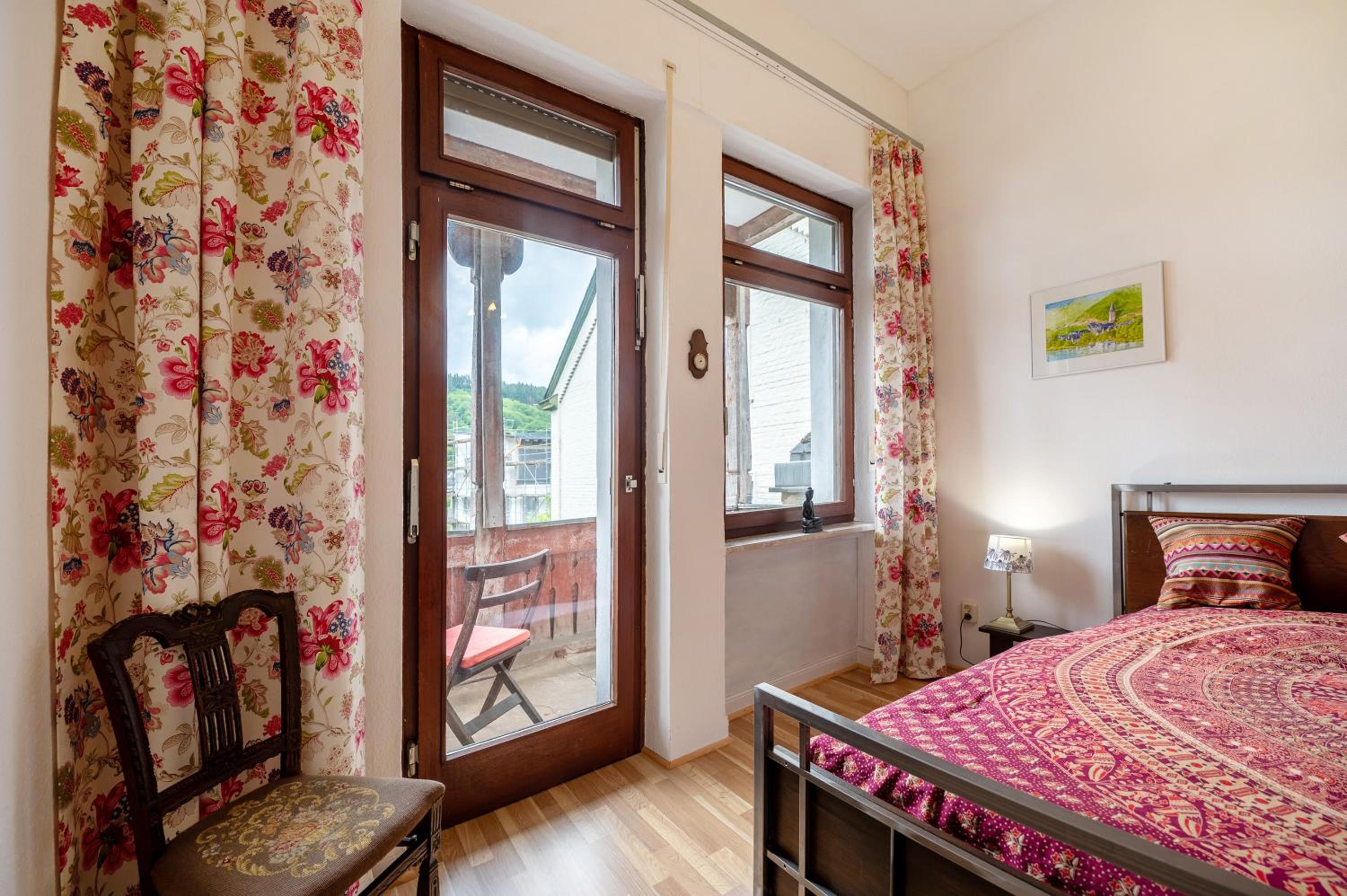Superior One-Bedroom Apartment with Balcony