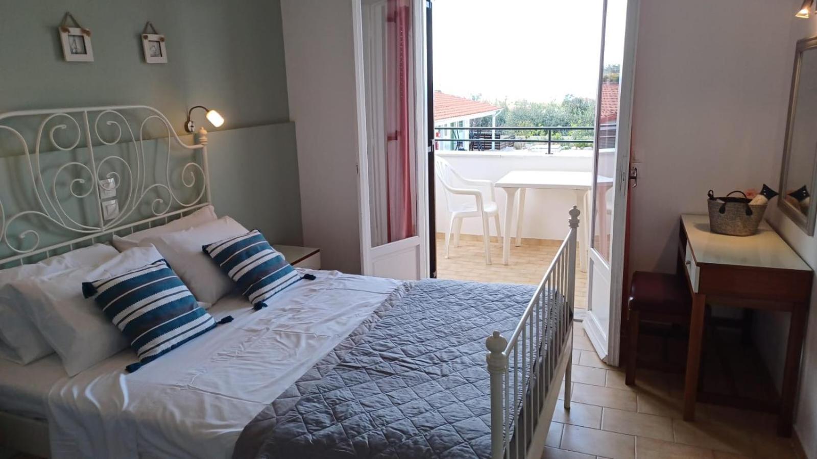 Villa photo 1