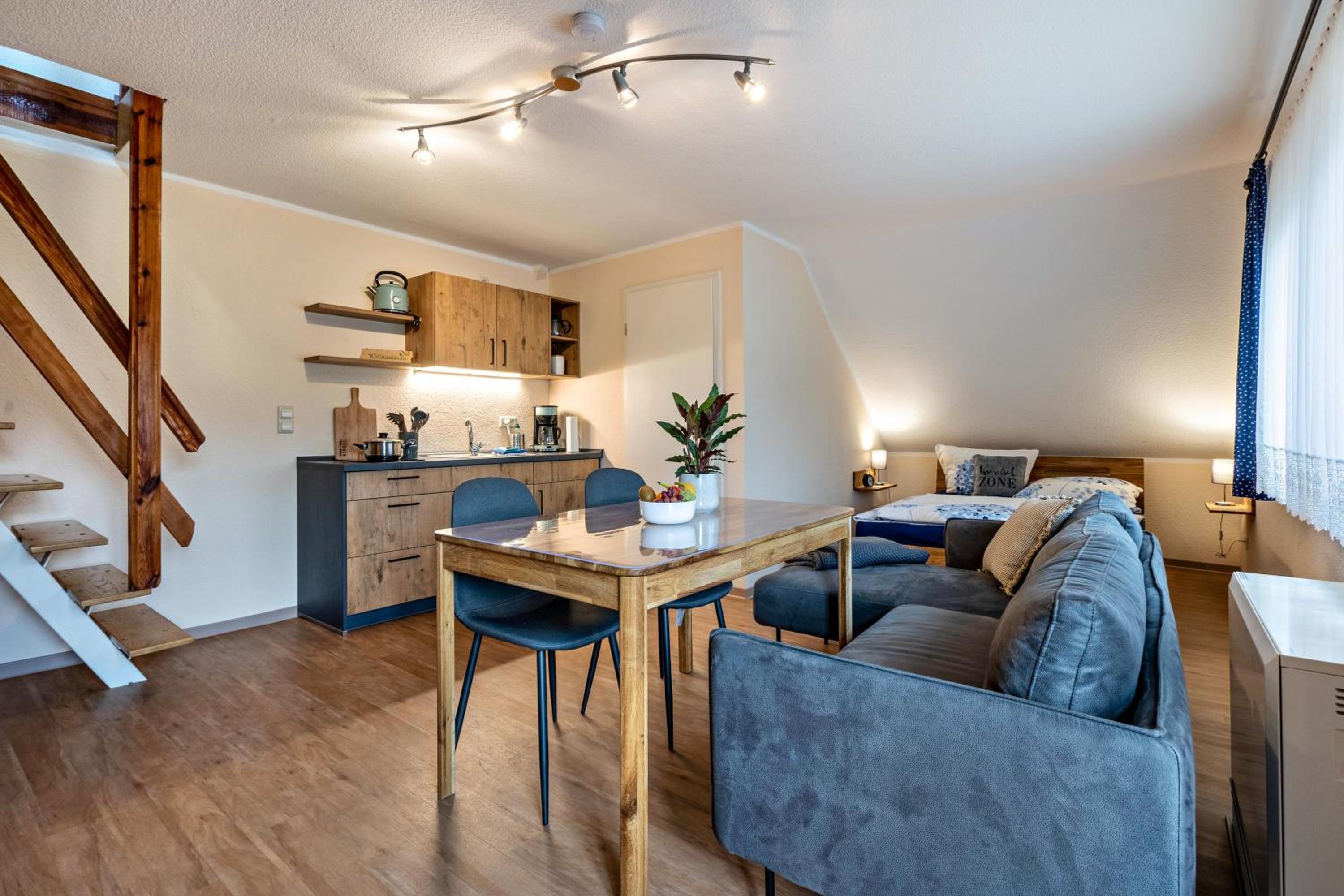 Two-Bedroom Deluxe Apartment with Balcony photo 1