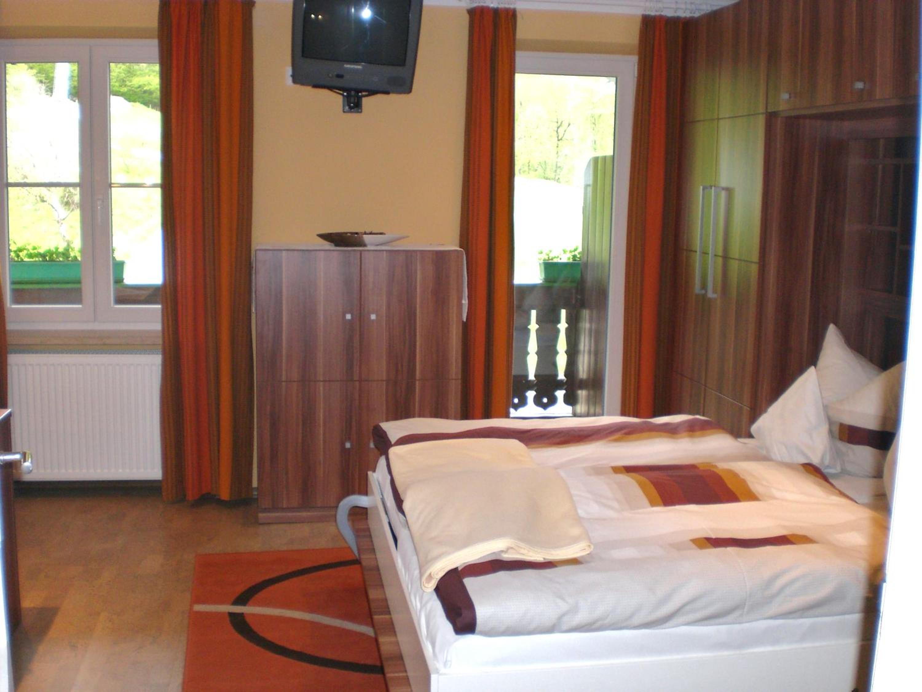 Suite with Mountain View
